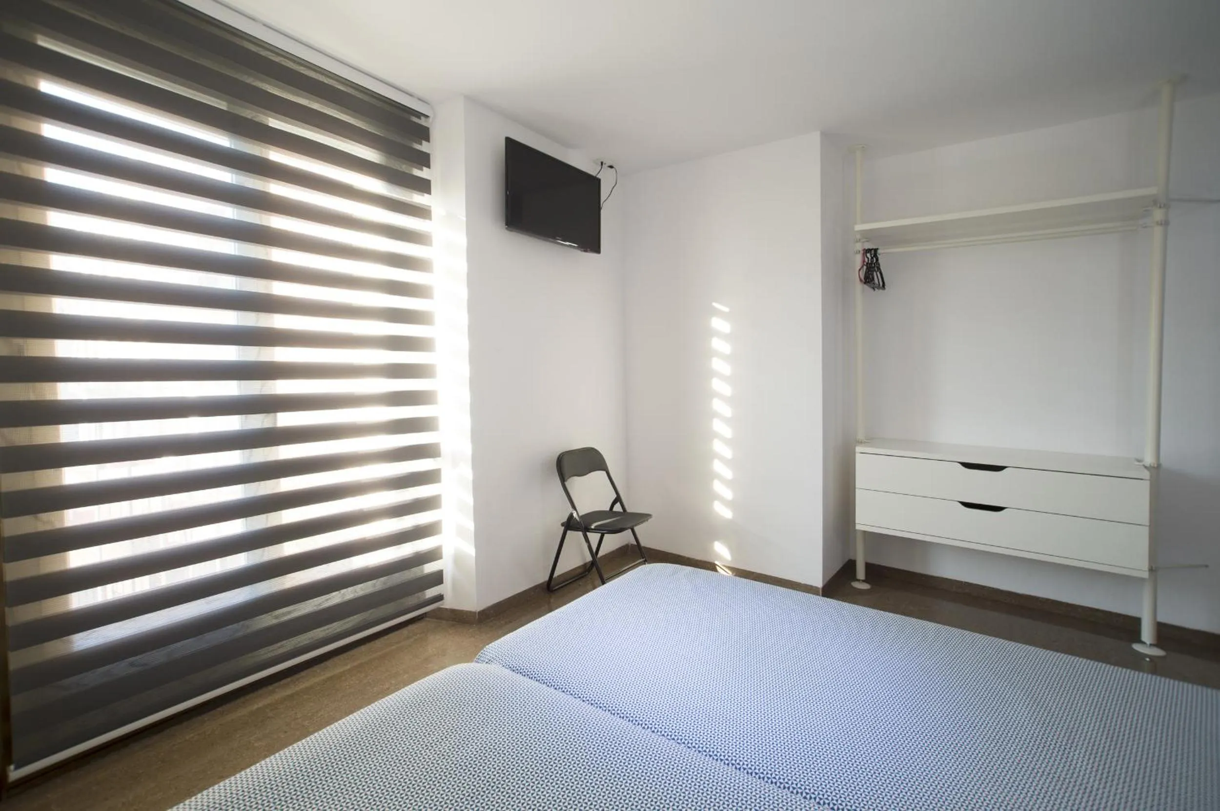Decorative detail, Bed in Hostal Drassanes