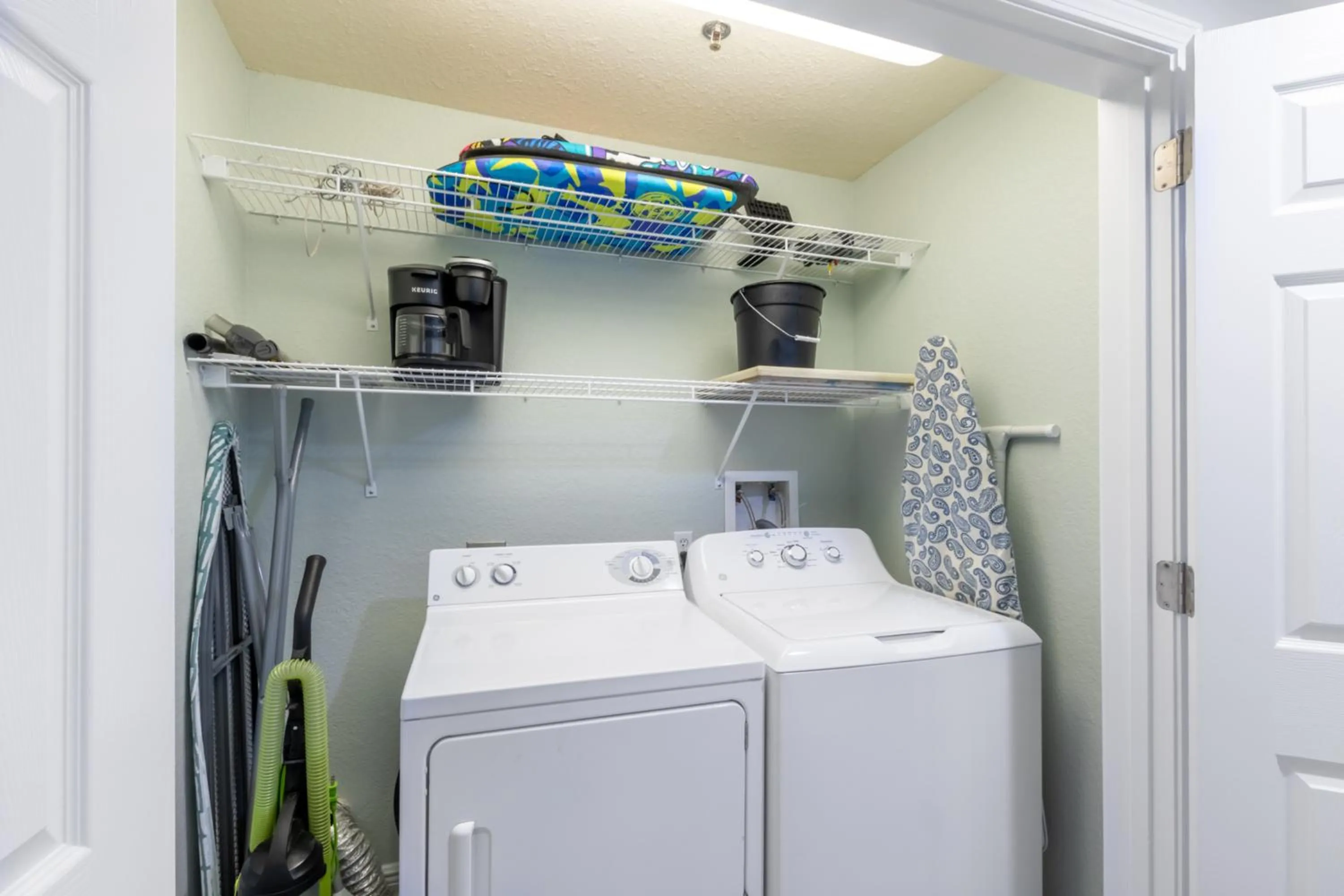 washing machine in Crystal Shores West 202