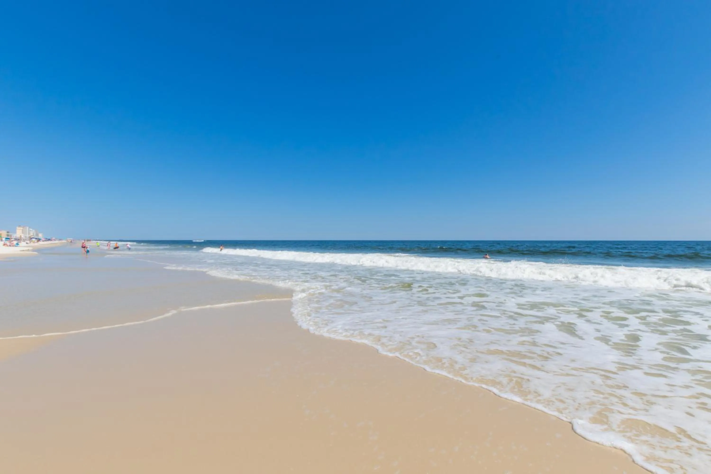 Beach in Crystal Shores West 202