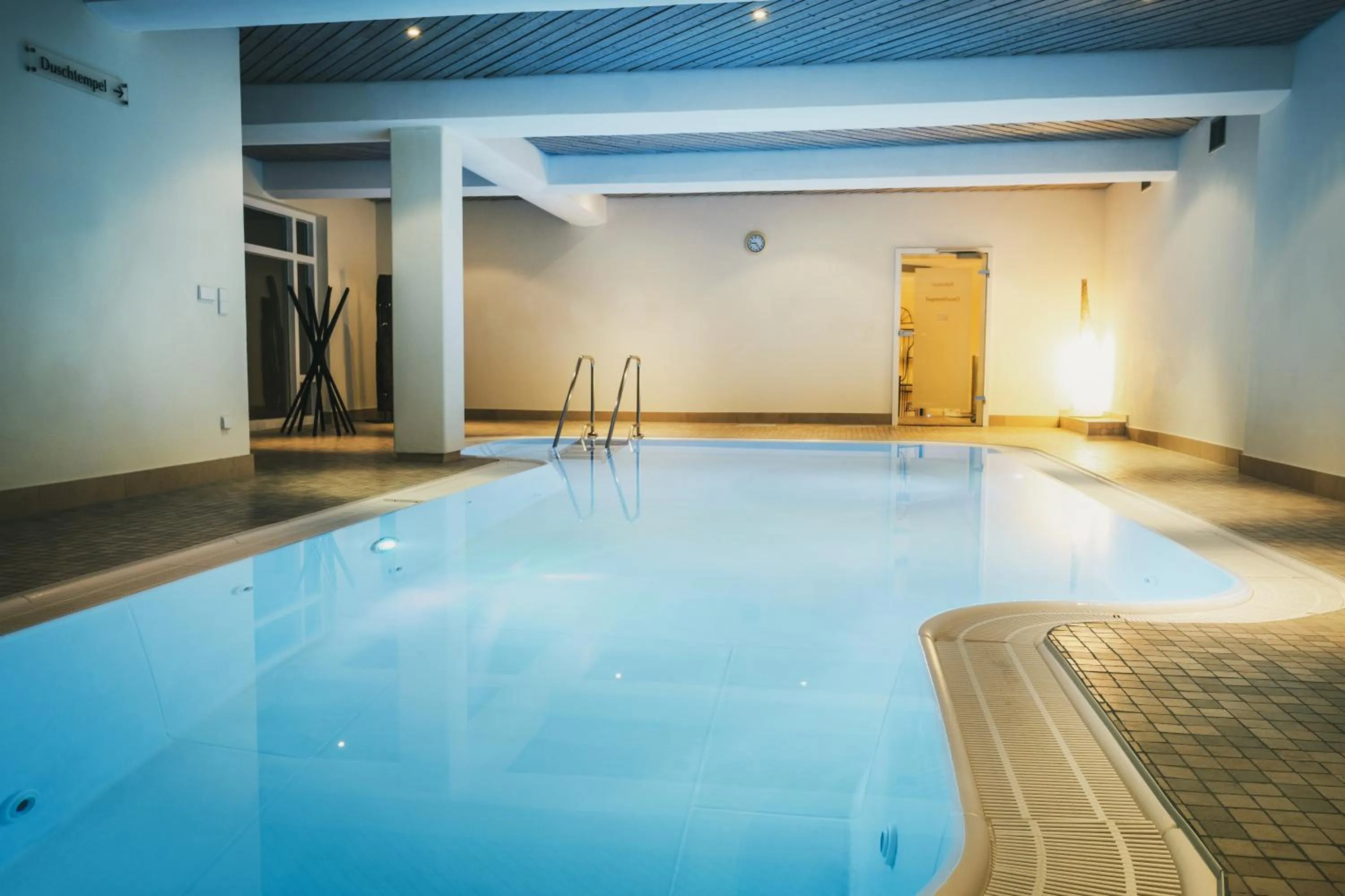 Swimming pool in Hotel Lauterbad