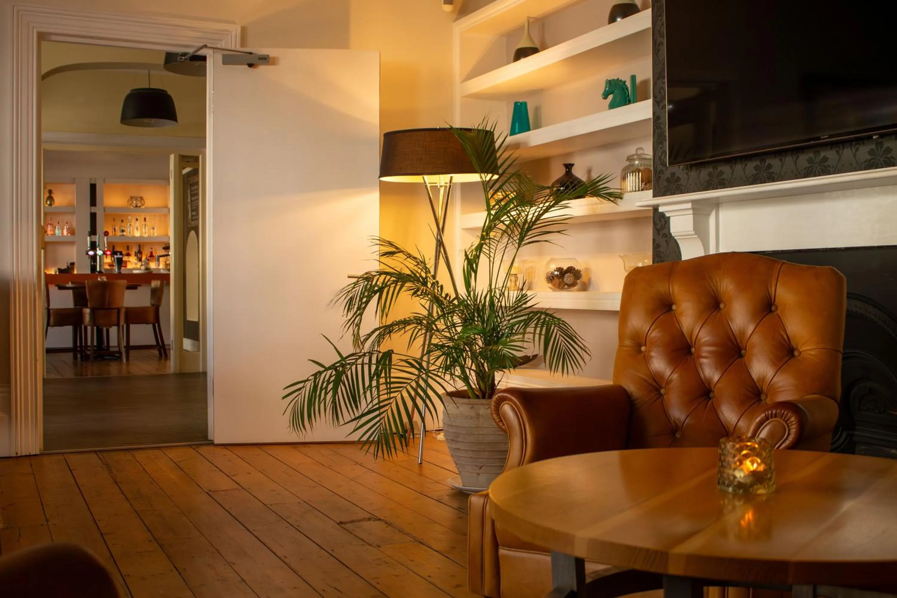 Property building in Andover House Hotel & Restaurant - Adults only