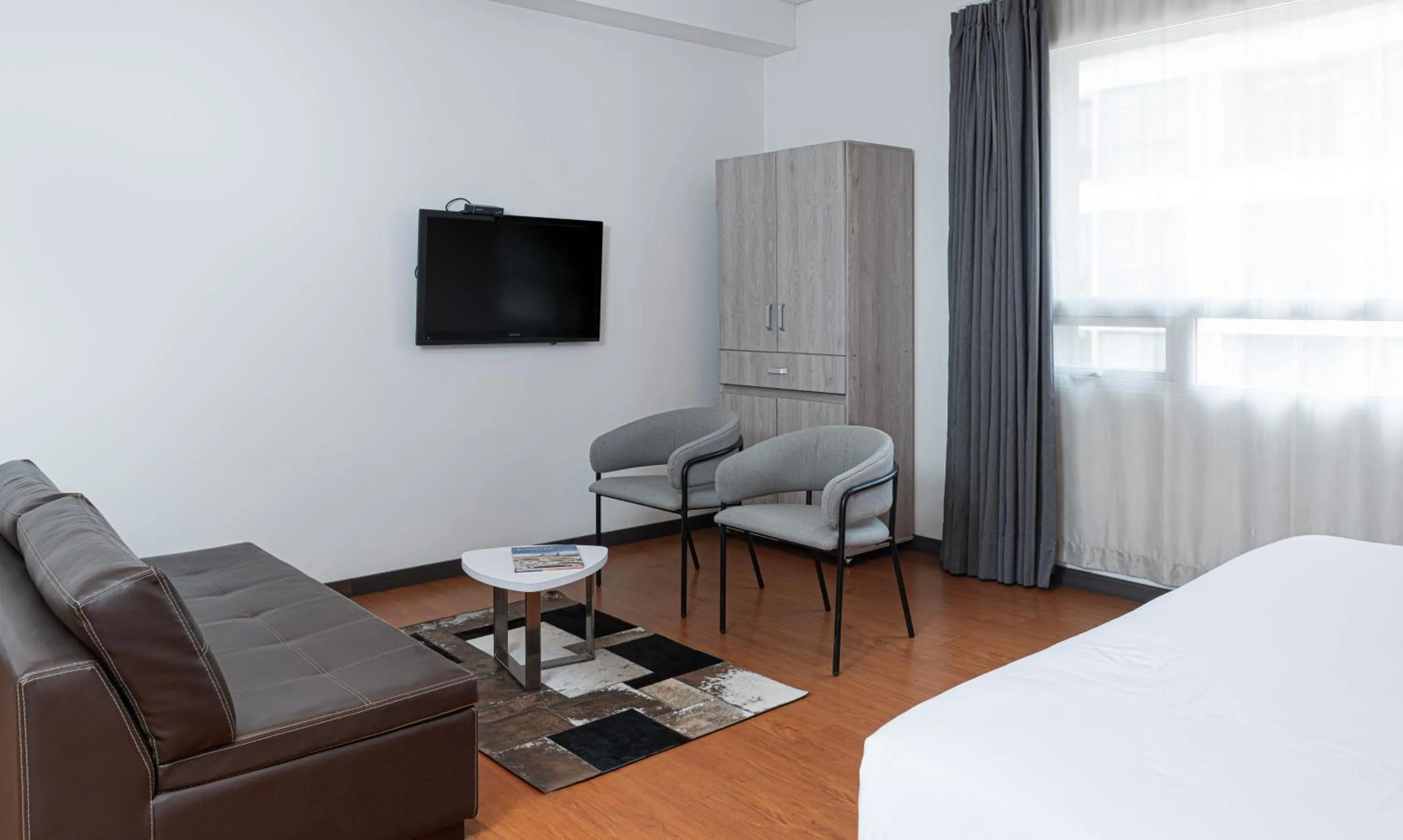 Seating area, Bed in Hotel Viaggio 617