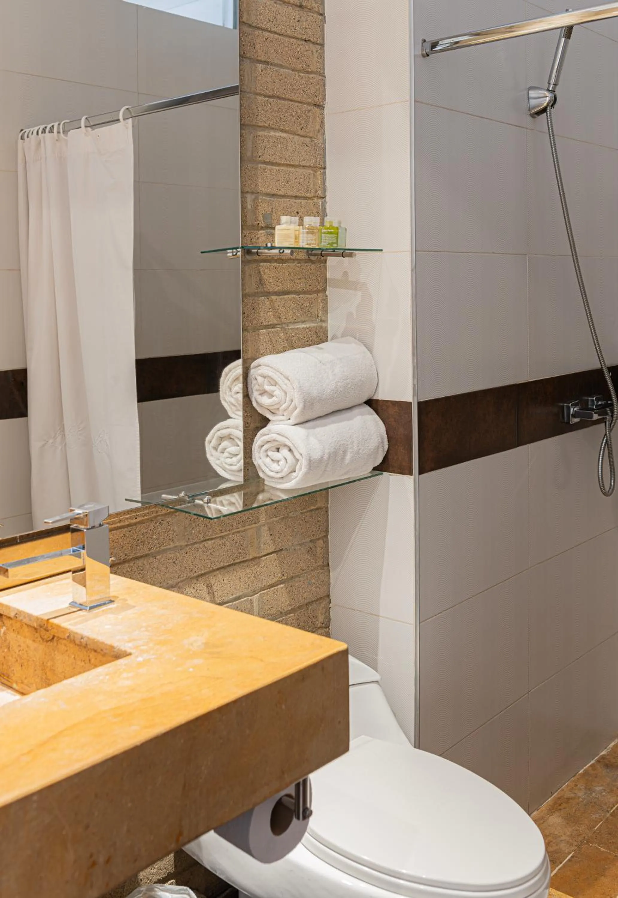 Bathroom in Hotel Viaggio 617