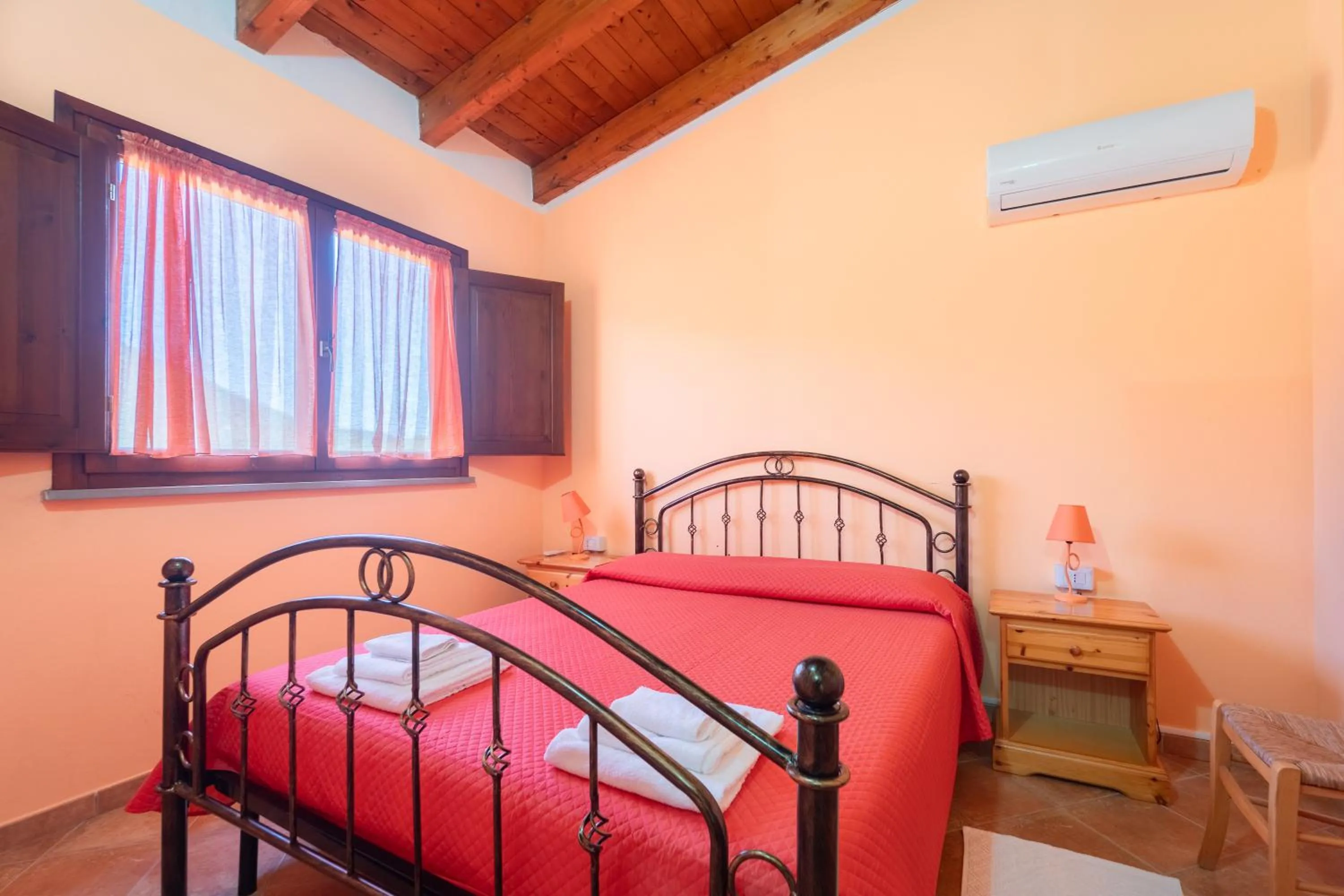 Bed in Agriturismo La Grotta Del Tesoro