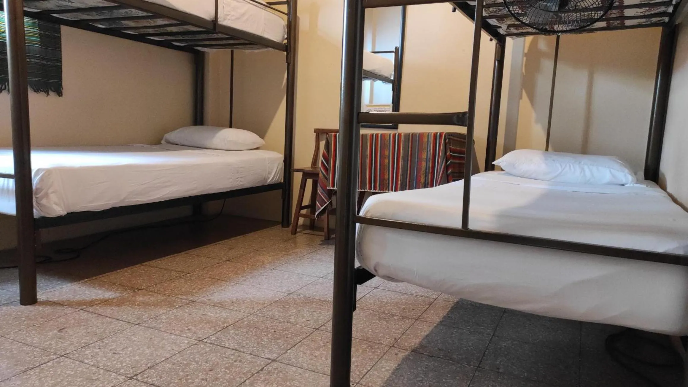 bunk bed, Bed in Dreamkapture Hostel close to the airport and bus terminal