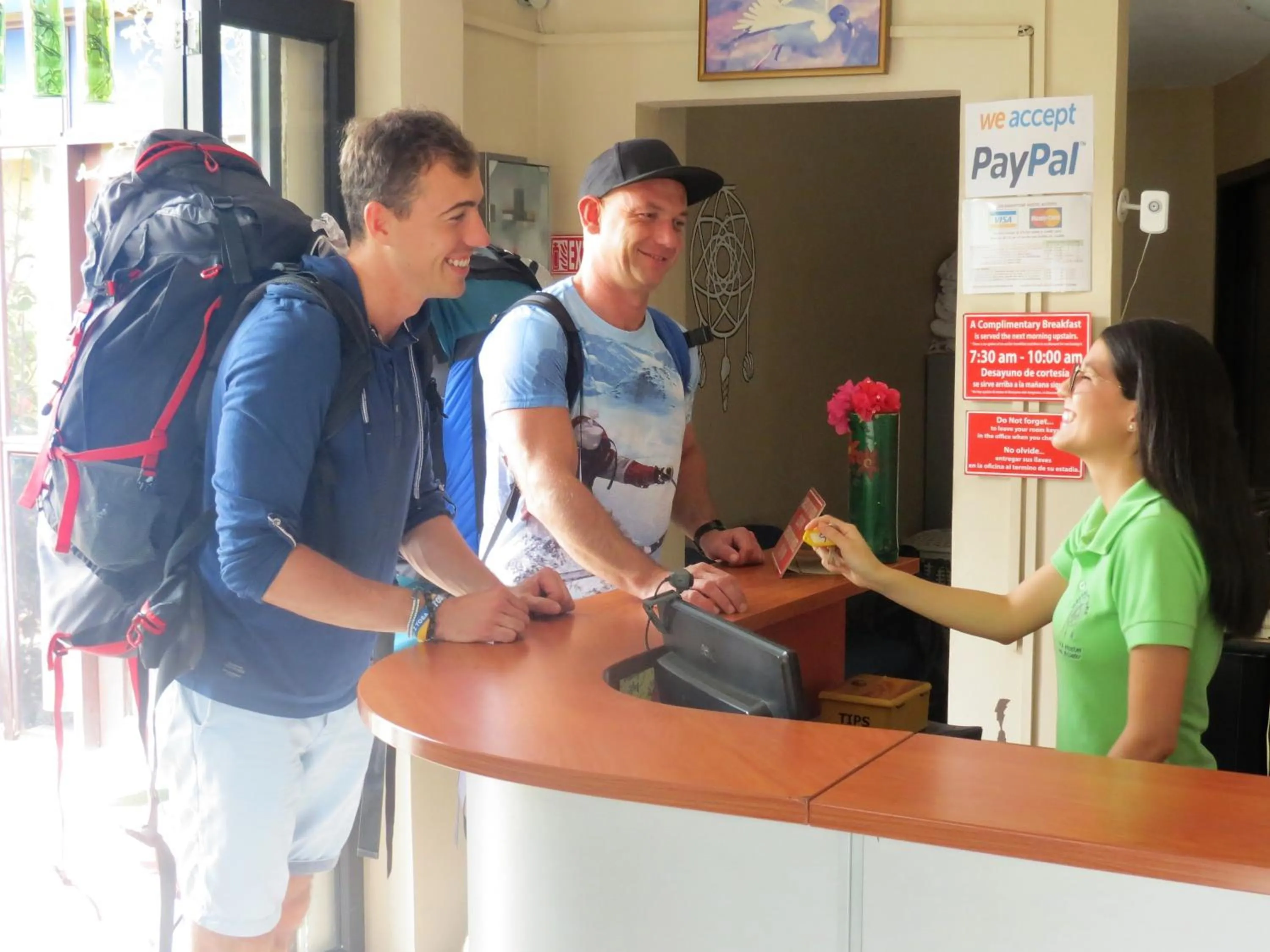 Lobby or reception in Dreamkapture Hostel close to the airport and bus terminal