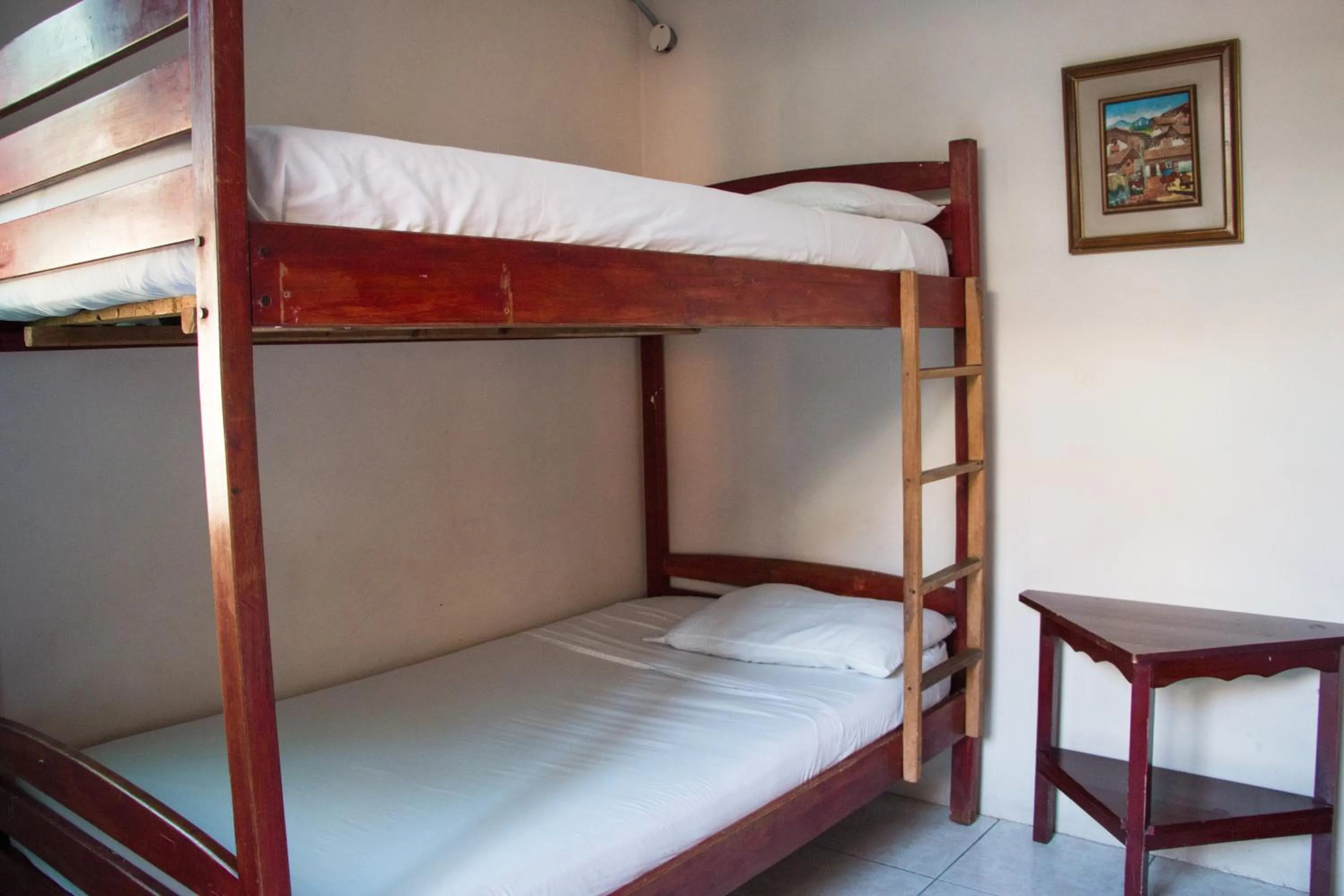 bunk bed, Bed in Dreamkapture Hostel close to the airport and bus terminal