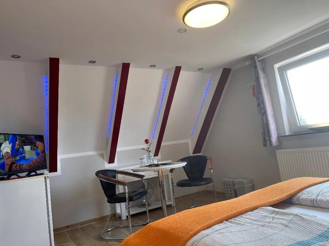 Bed in Hotel Kenny & Henry