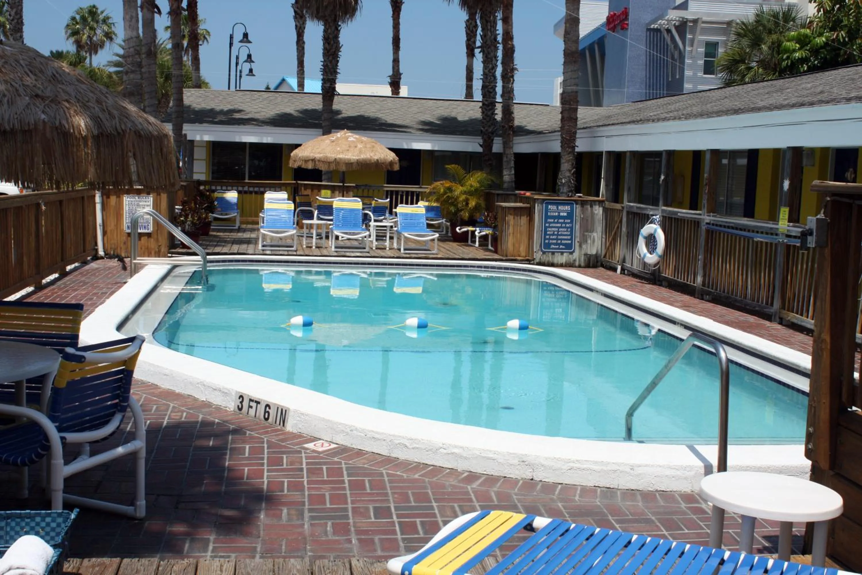 Swimming pool in Barefoot Bay Resort Motel