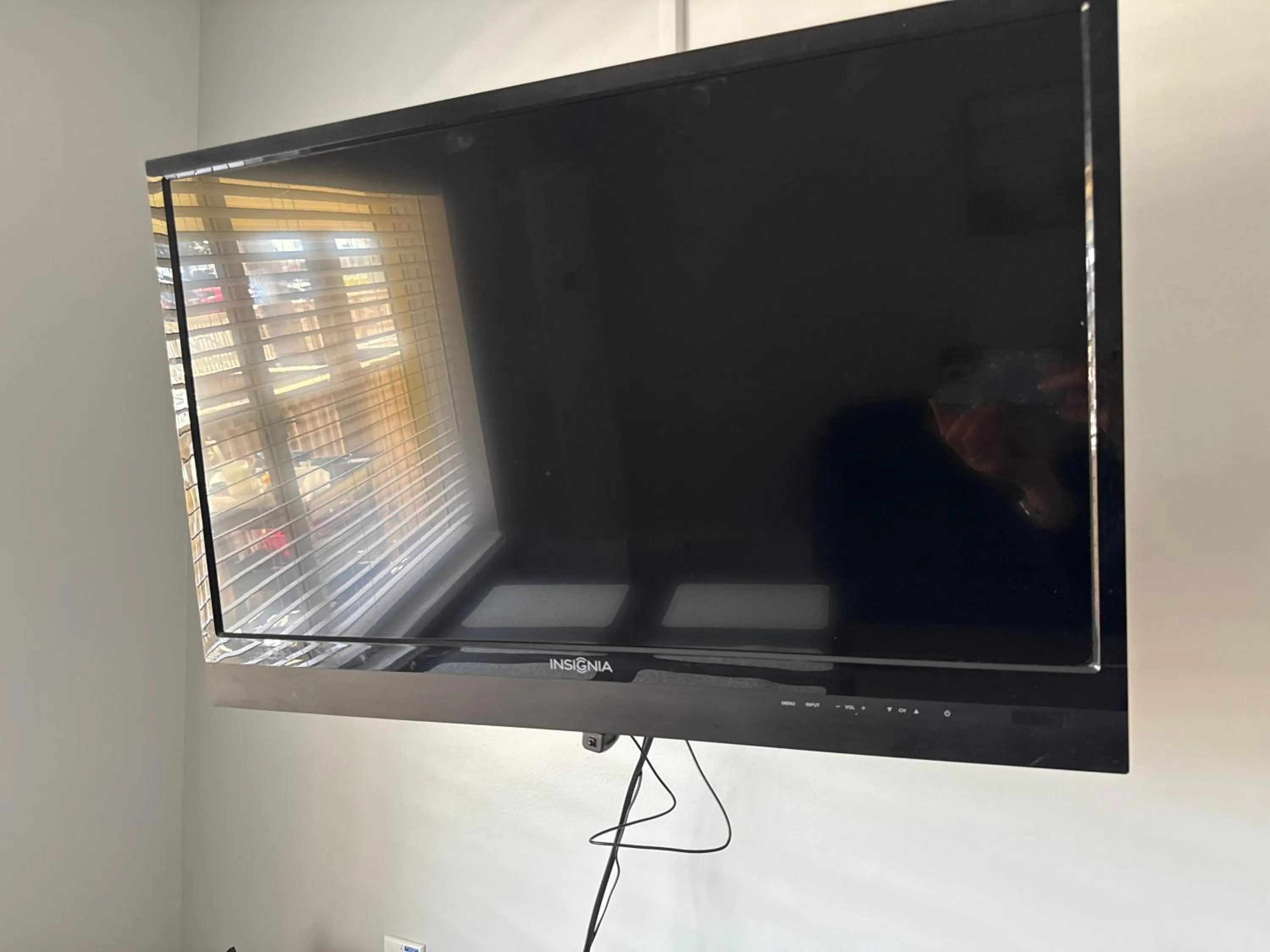 TV and multimedia in Barefoot Bay Resort Motel