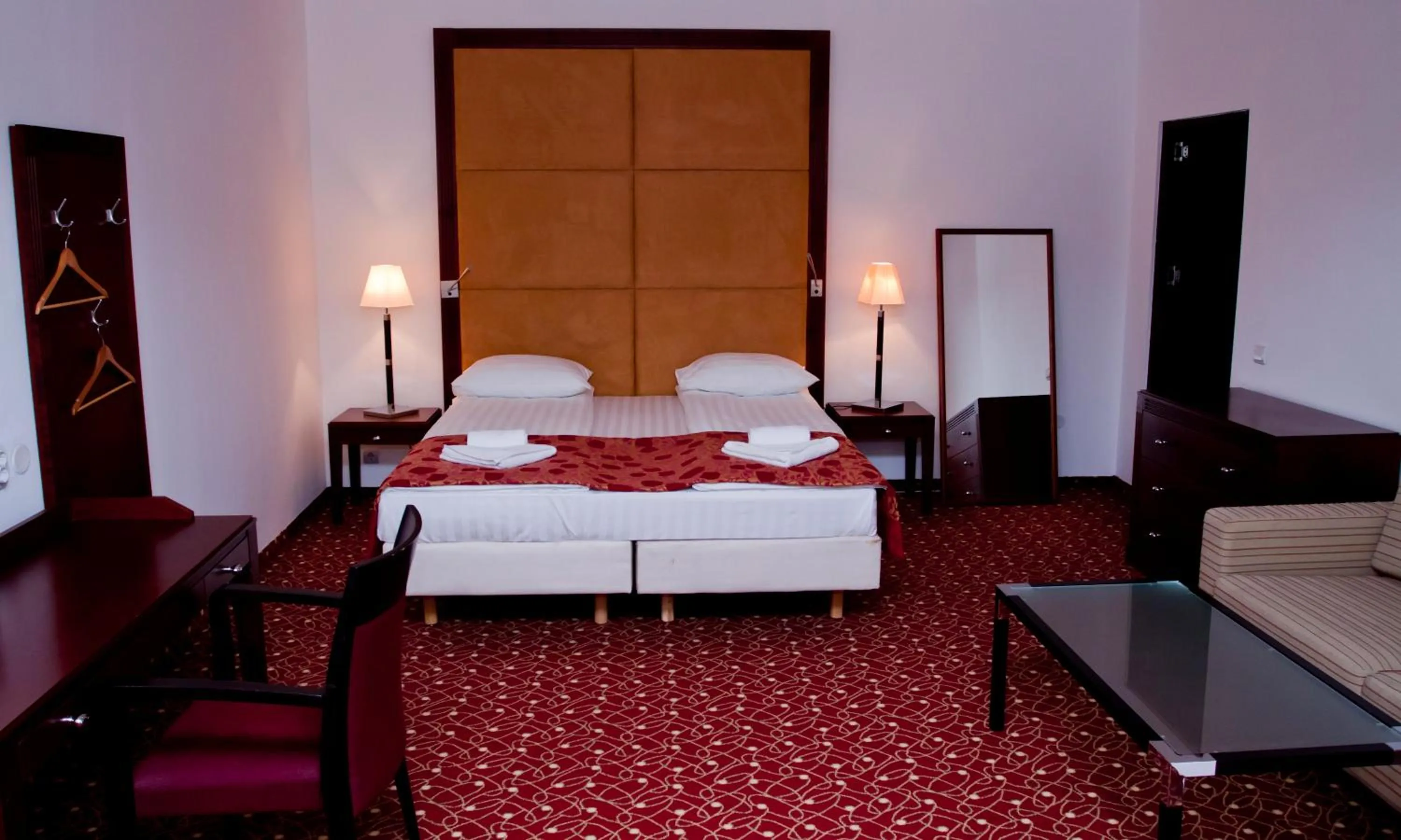 Photo of the whole room, Bed in Visconti Militari