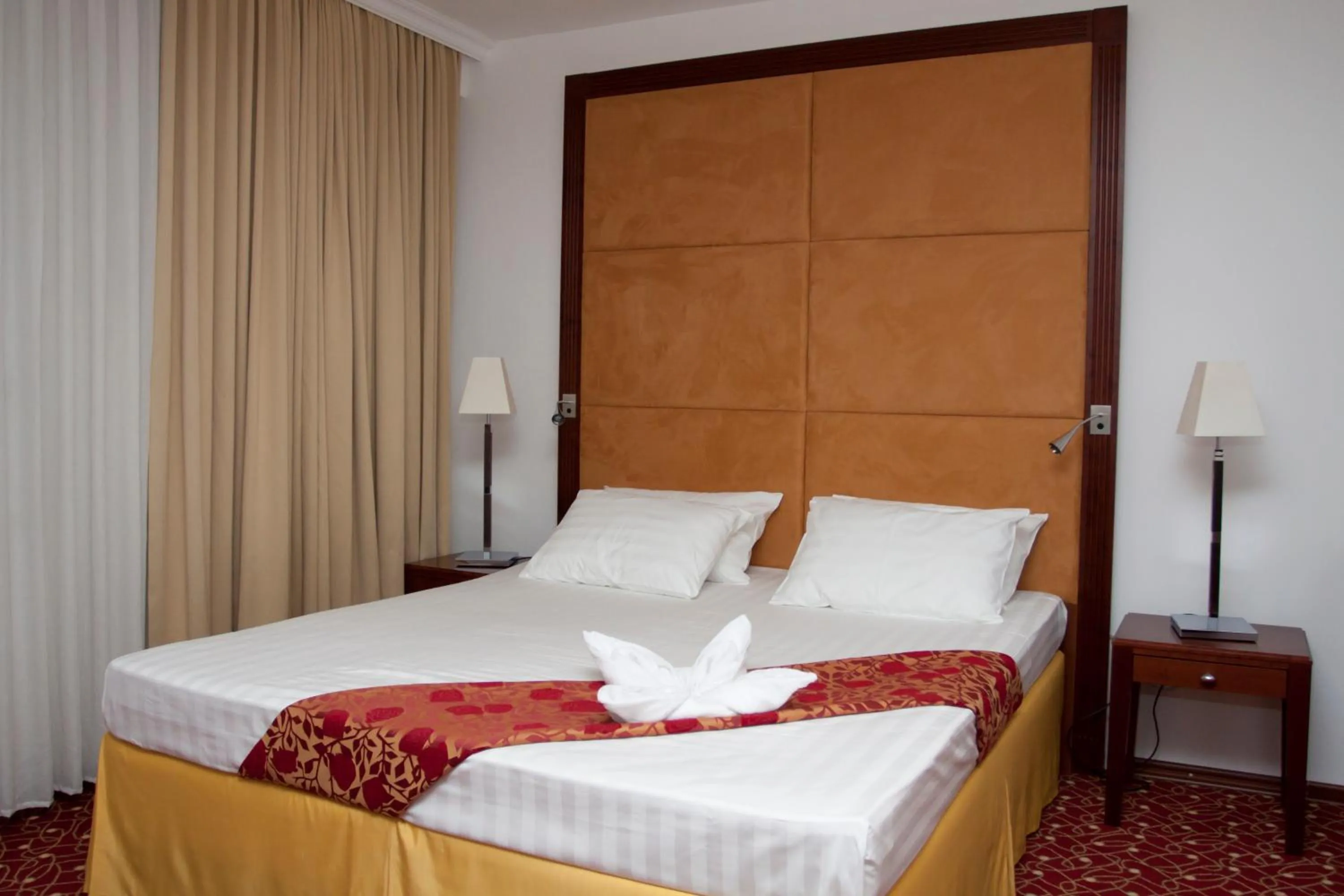 Photo of the whole room, Bed in Visconti Militari