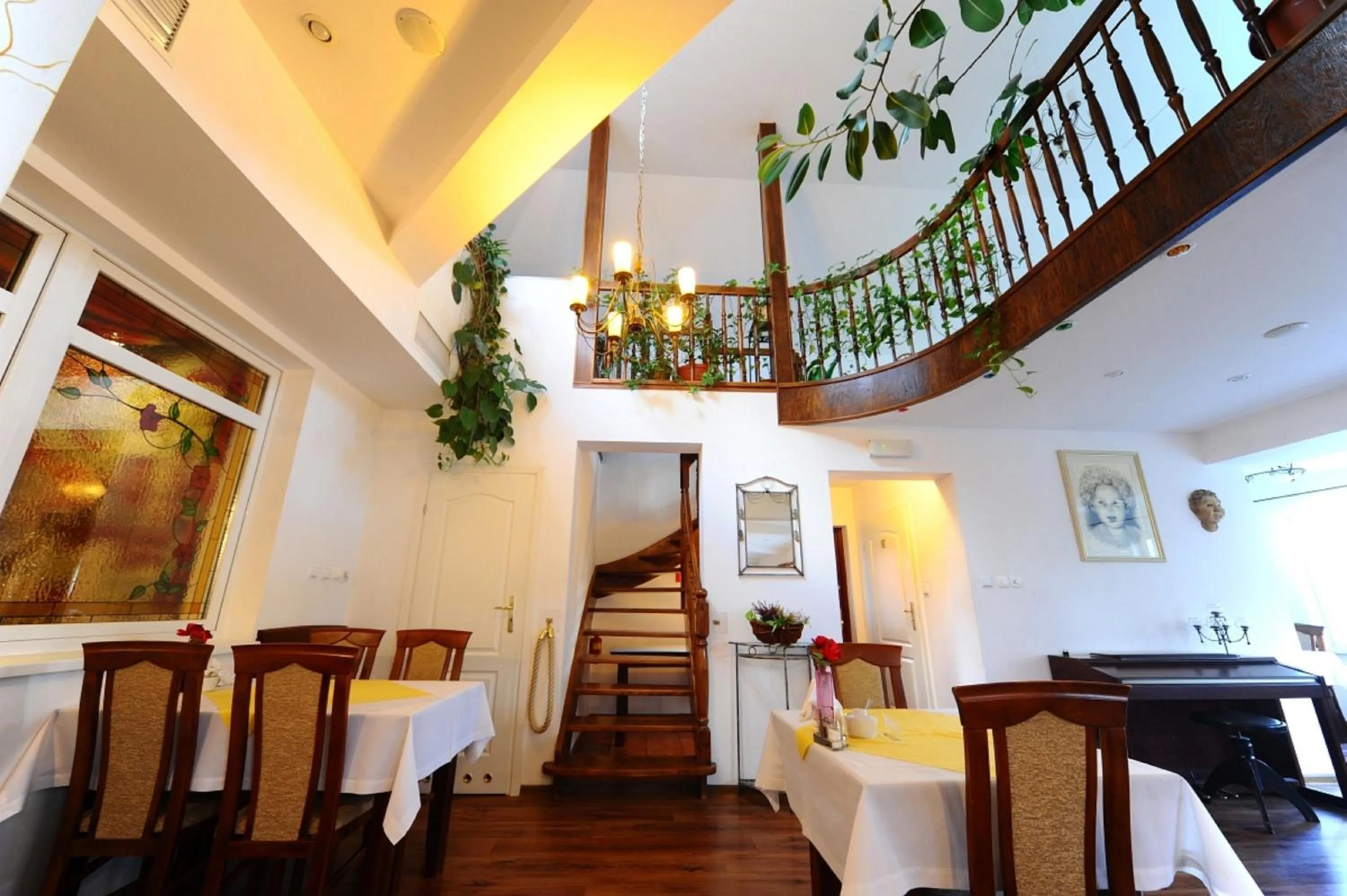 Restaurant/places to eat in Park Hotel Kur & Spa
