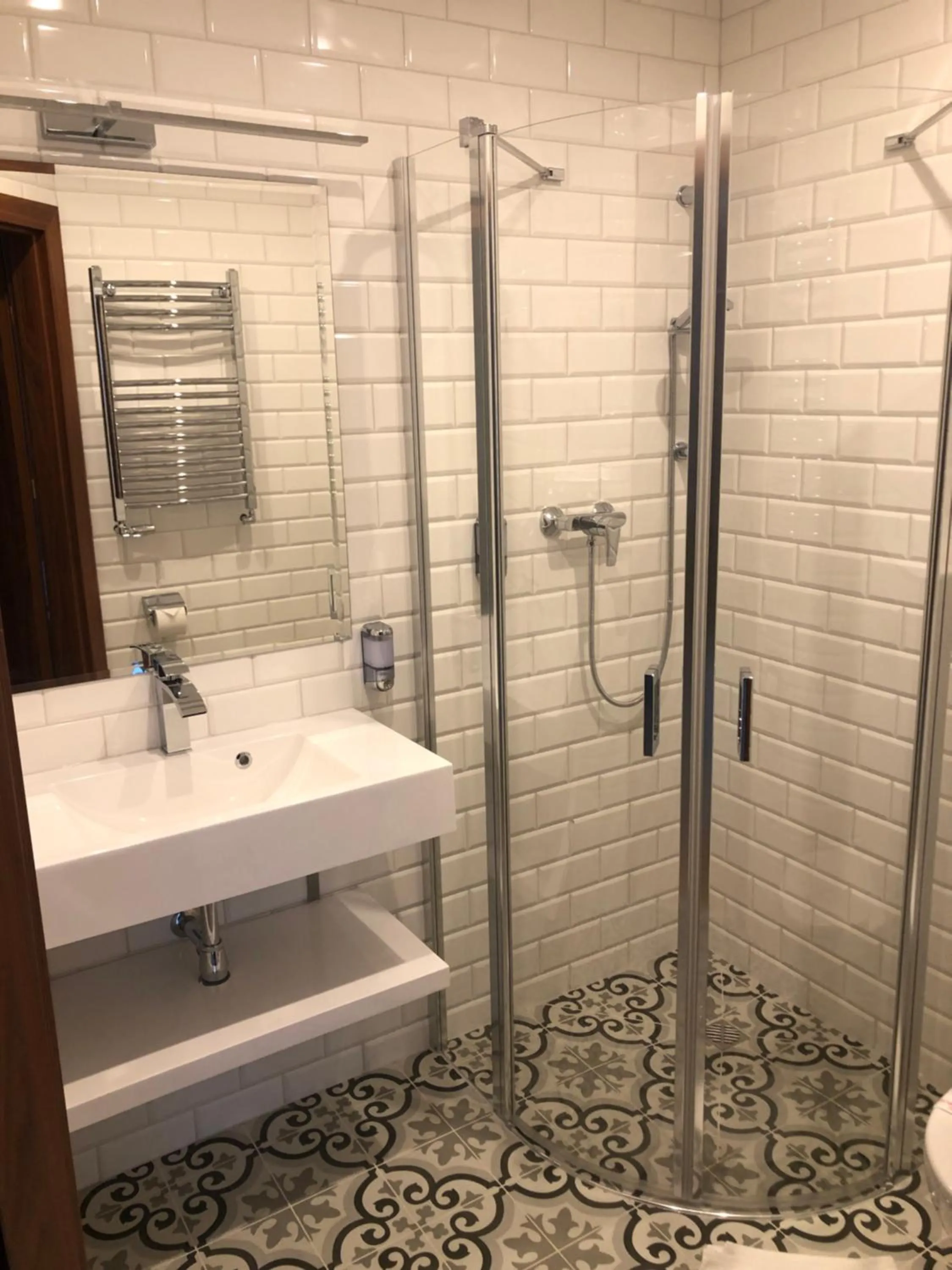 Shower in Park Hotel Kur & Spa