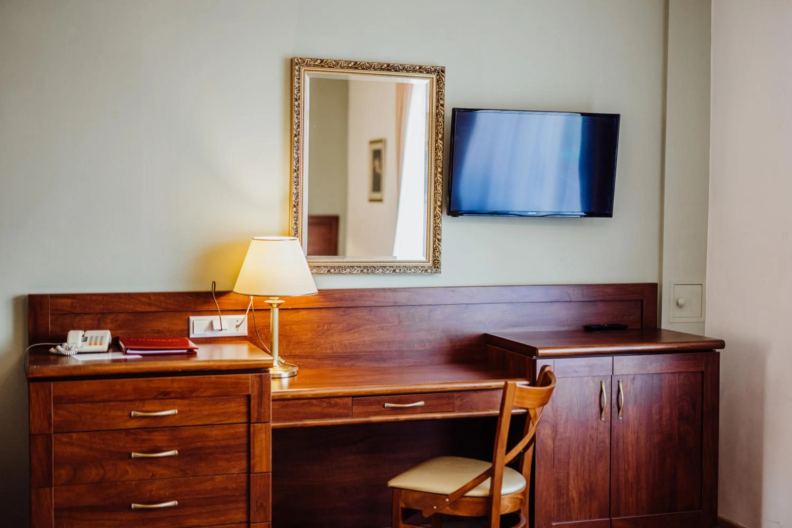 hair dresser in Park Hotel Kur & Spa