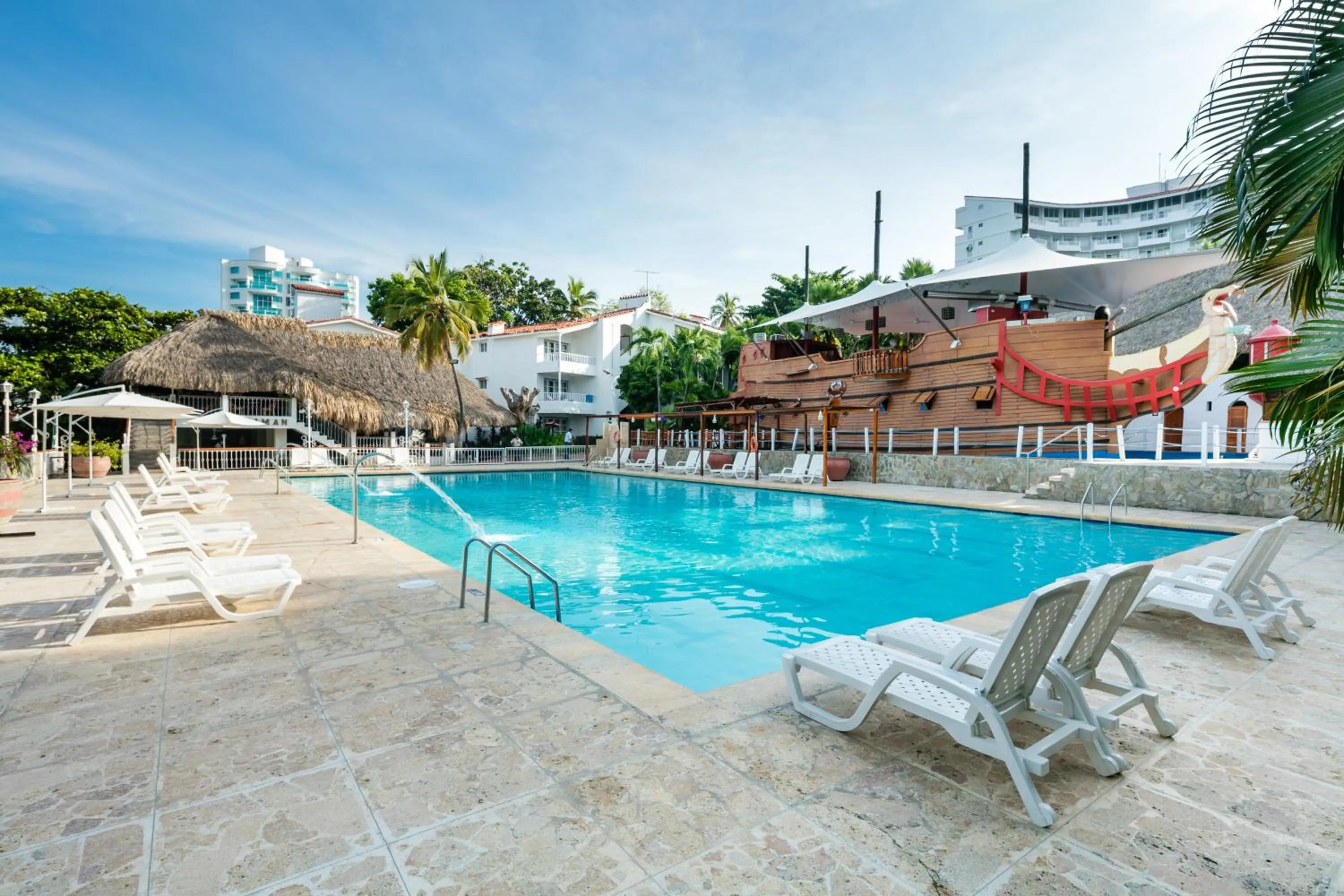 Day in Decameron Galeon - All Inclusive