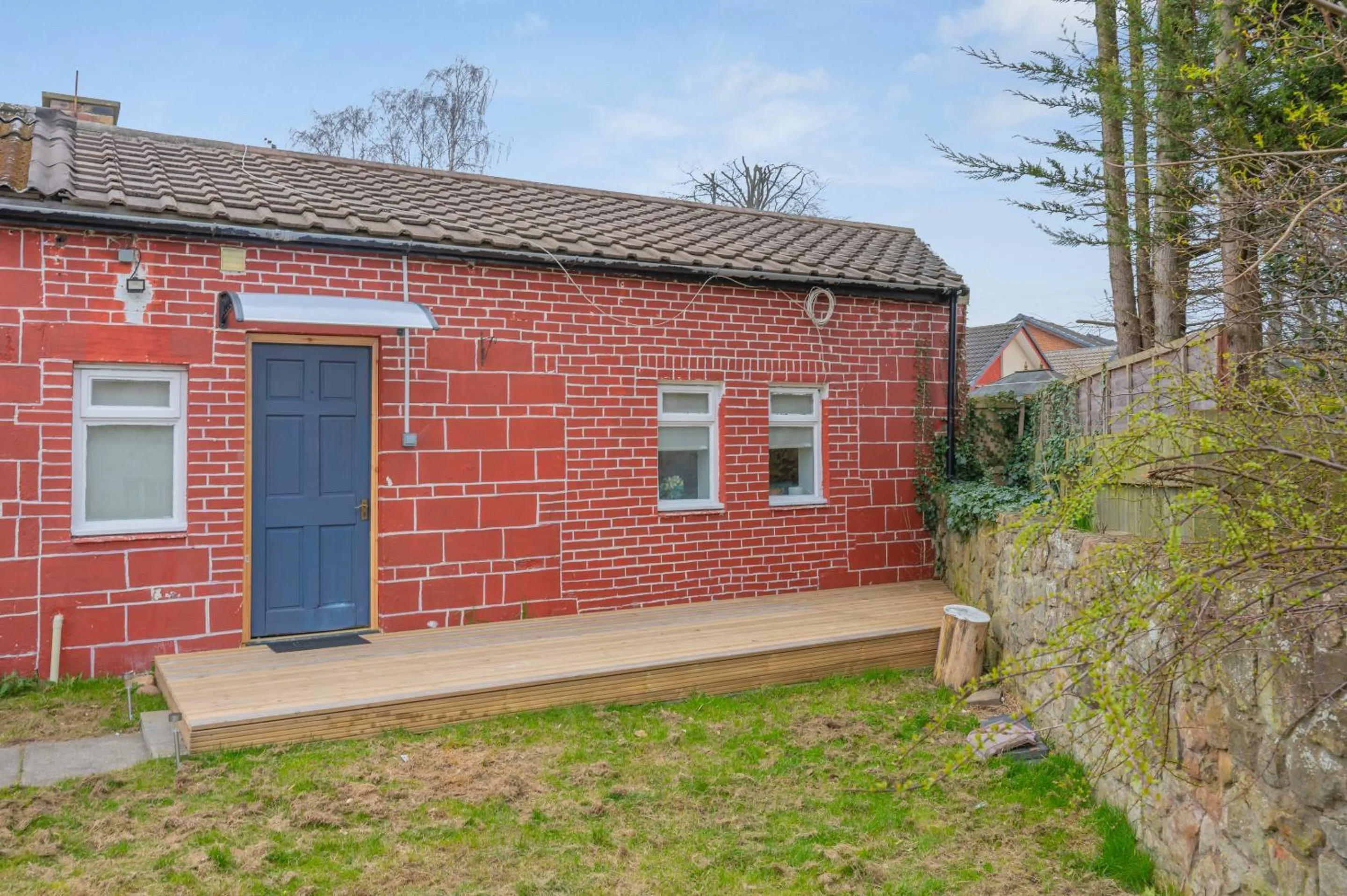 Cottage with Garden View in Queensferry Guest house