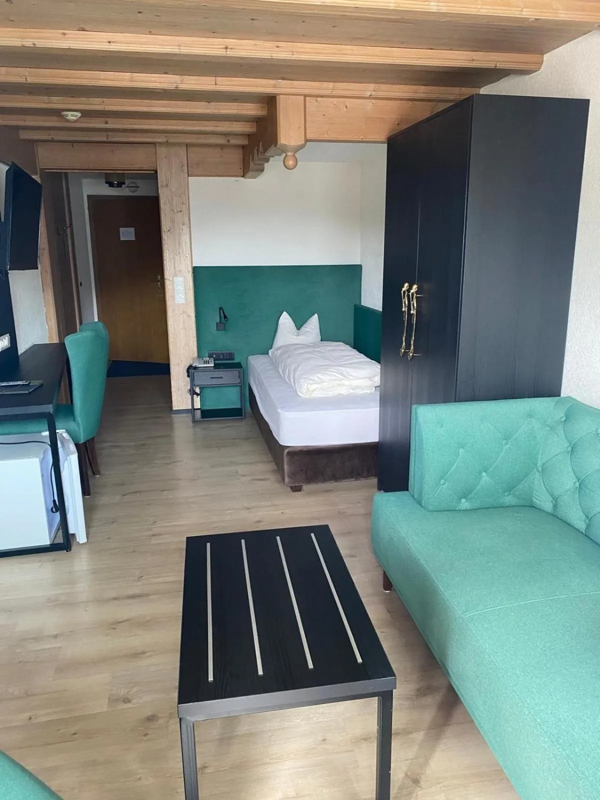 Photo of the whole room, Bed in Hotel Seelos