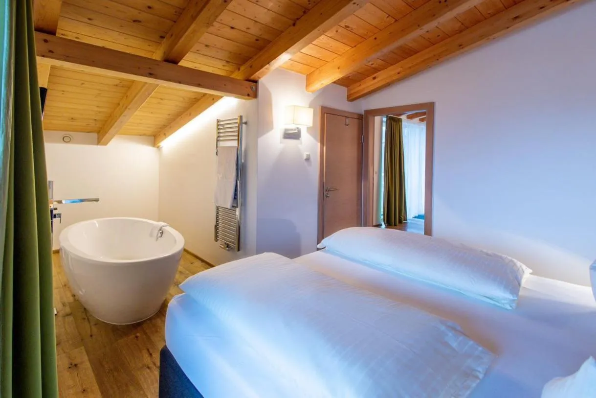 Photo of the whole room, Bed in Hotel Seelos