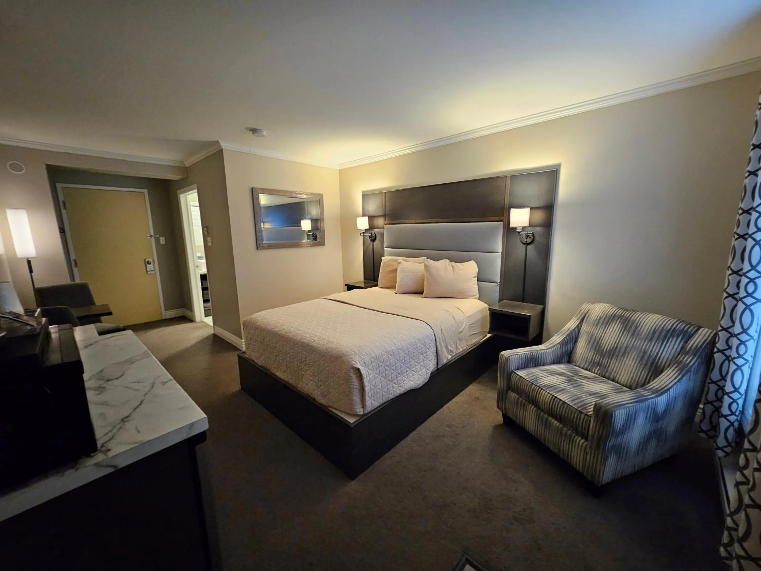 Newfound Inn & Suites