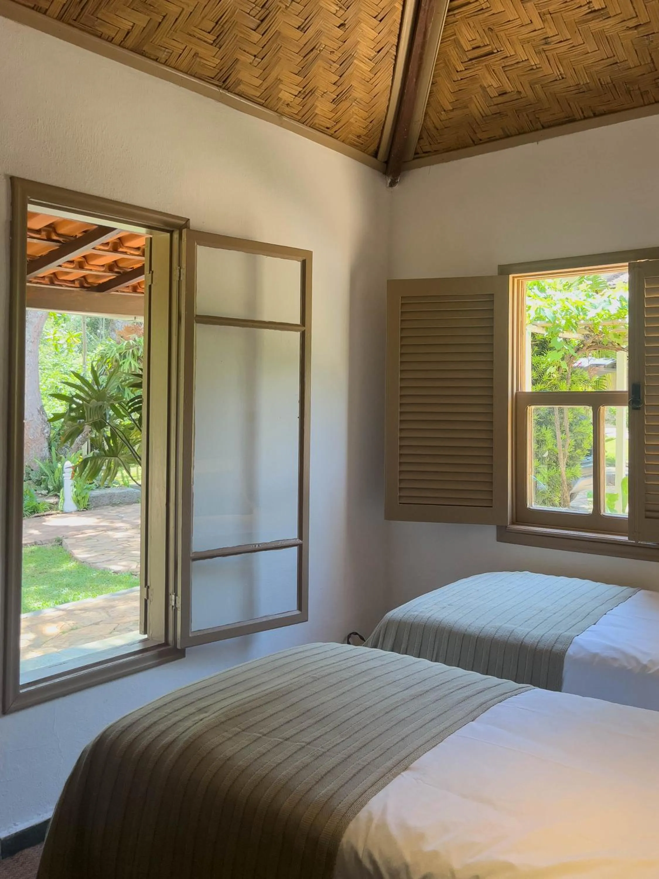 Photo of the whole room, Bed in Pousada Vagalume