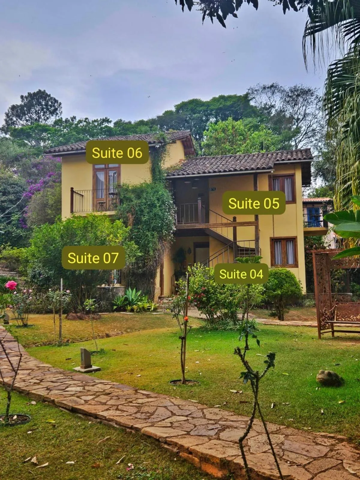 Property building in Pousada Vagalume