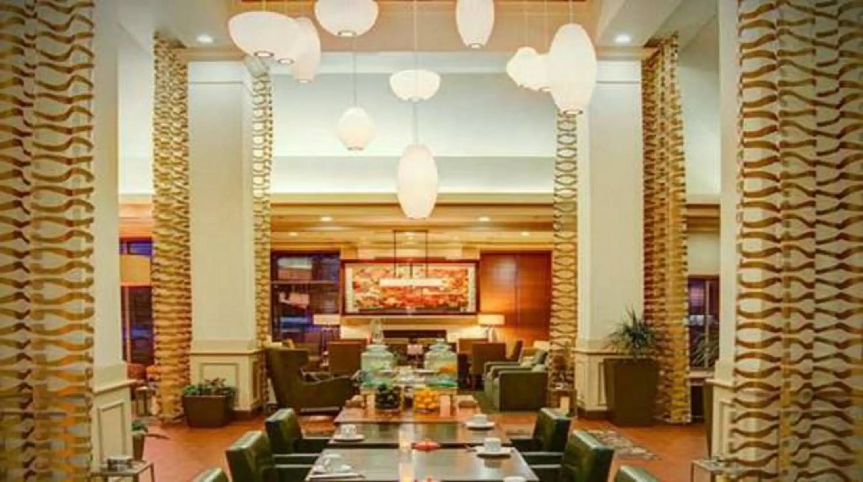 Meals, Restaurant/Places to Eat in Hilton Garden Inn Green Bay