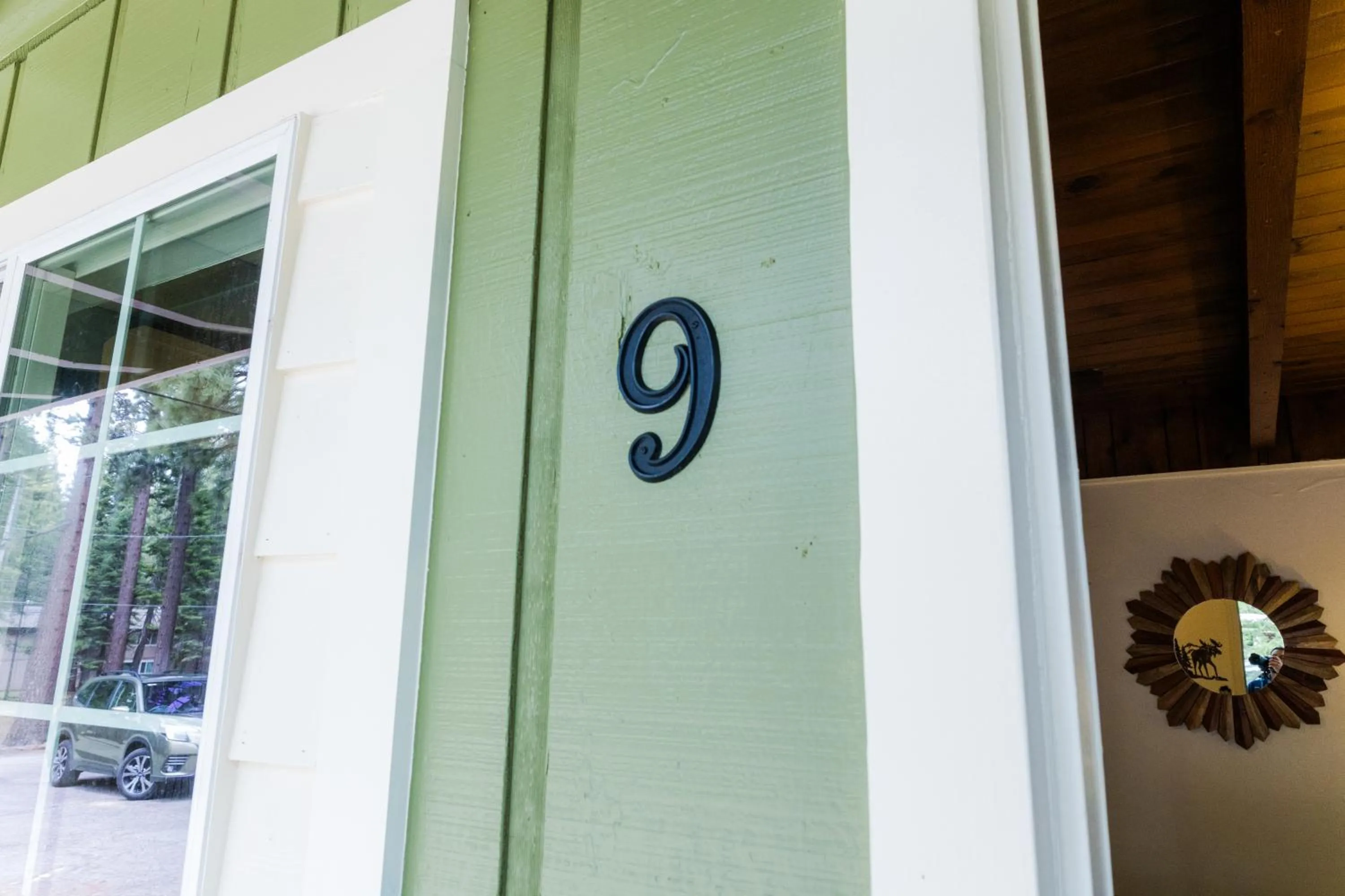 Text overlay in The Washoe Lodge