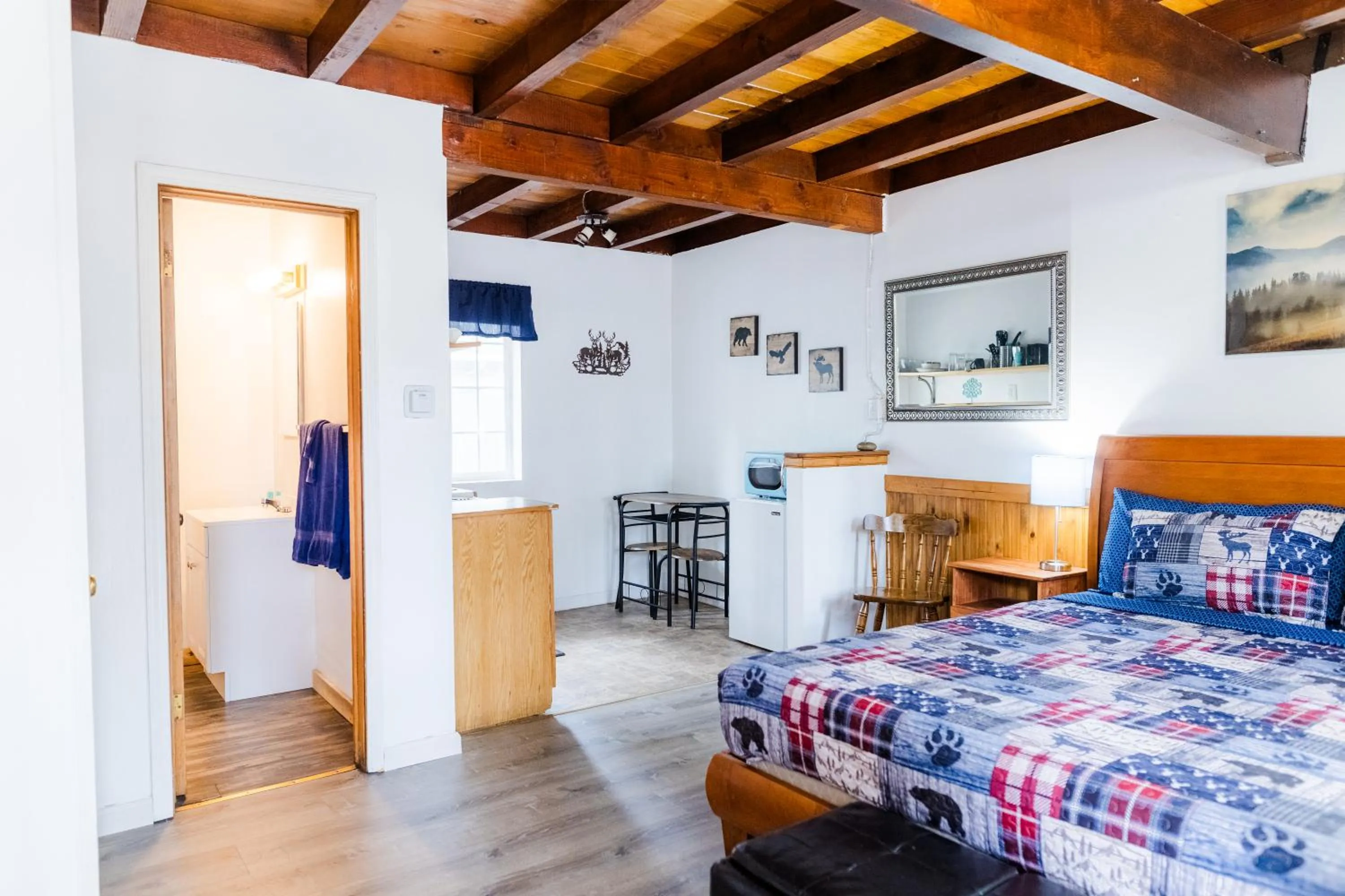 Bed in The Washoe Lodge