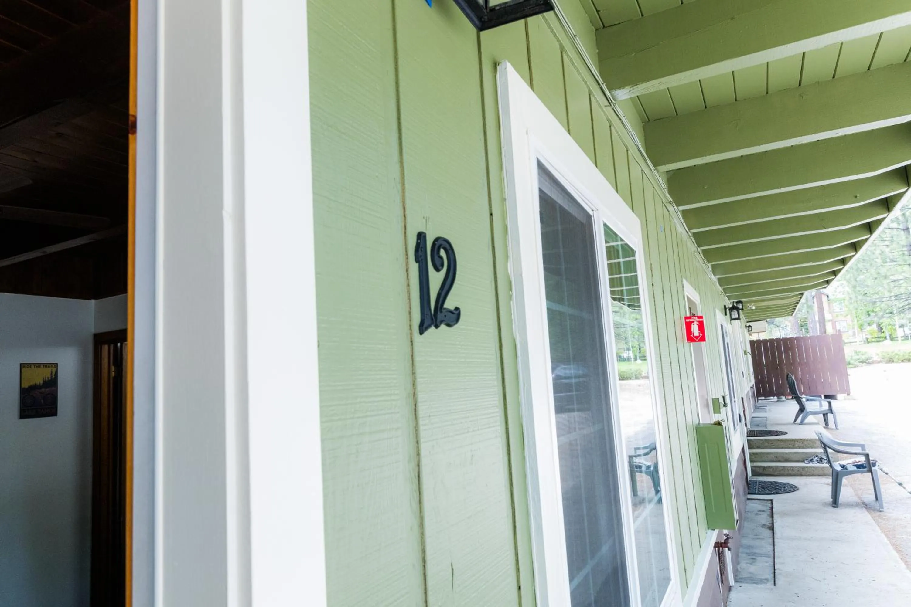 Day in The Washoe Lodge