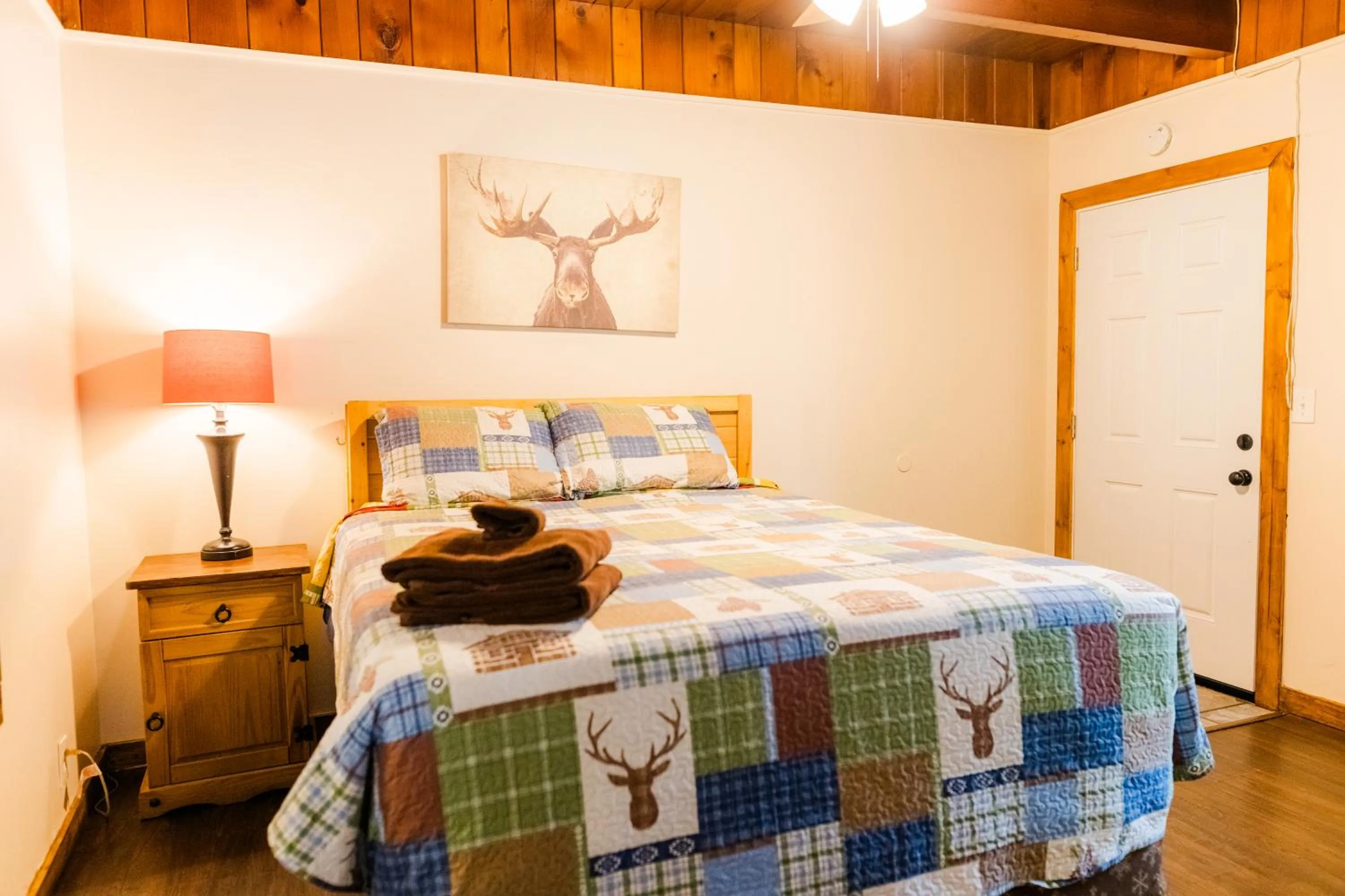 Bed in The Washoe Lodge