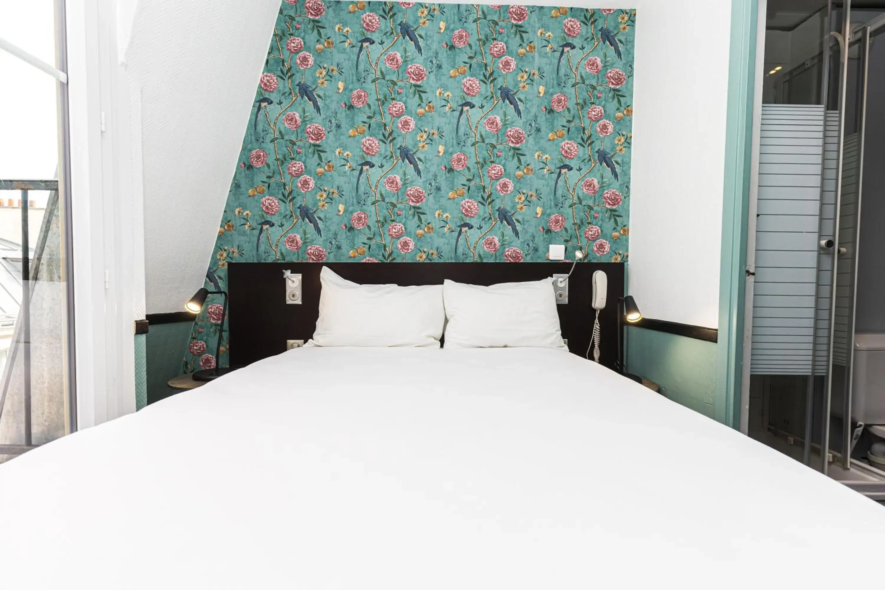 Photo of the whole room, Bed in Vintage Paris Gare du Nord Photo of the whole room, Bed in Vintage Paris Gare du Nord