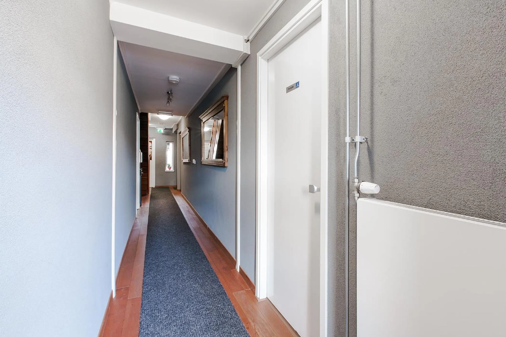 Facade/entrance in Alex Rooms