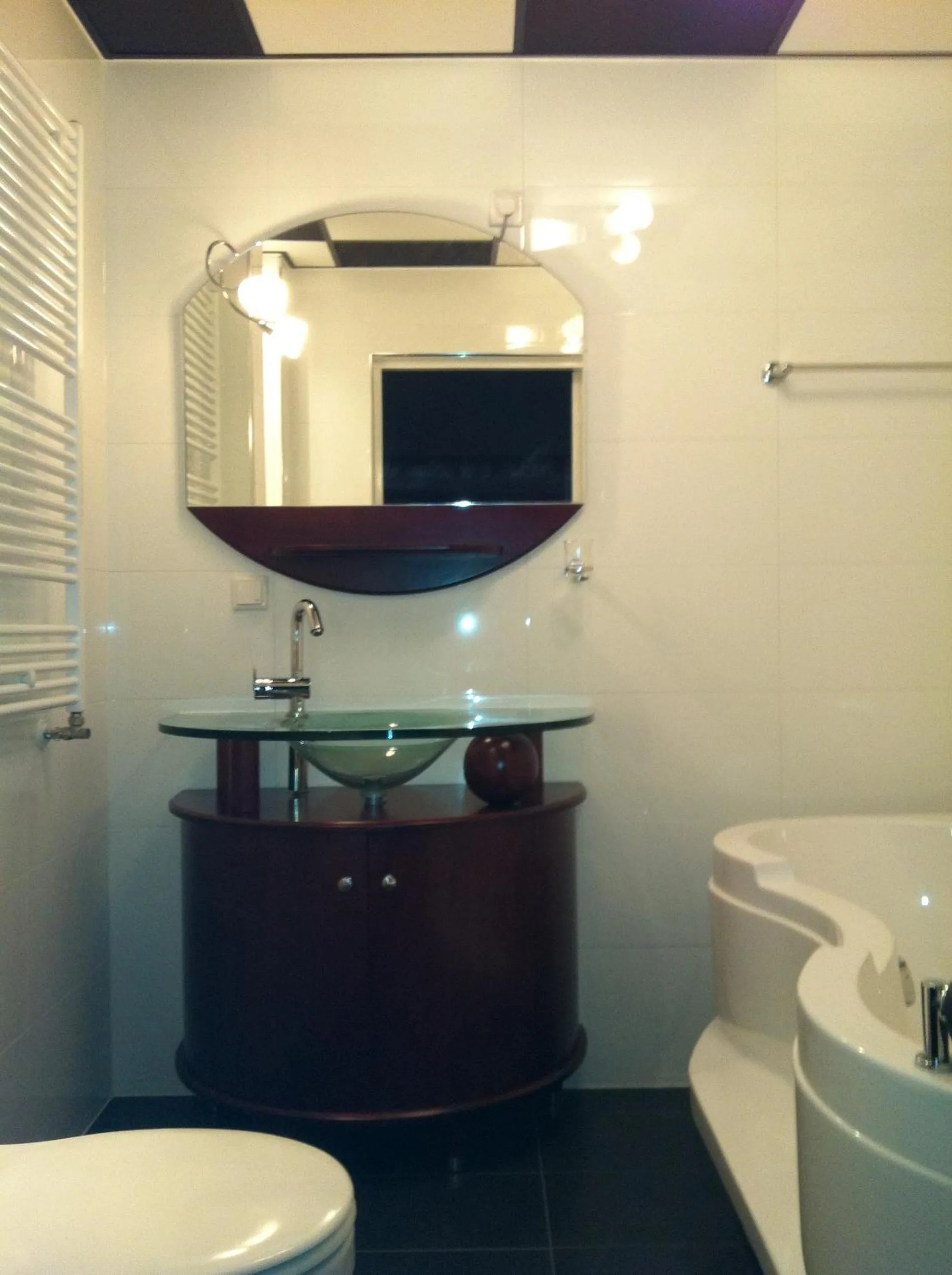 Bathroom in Alex Rooms