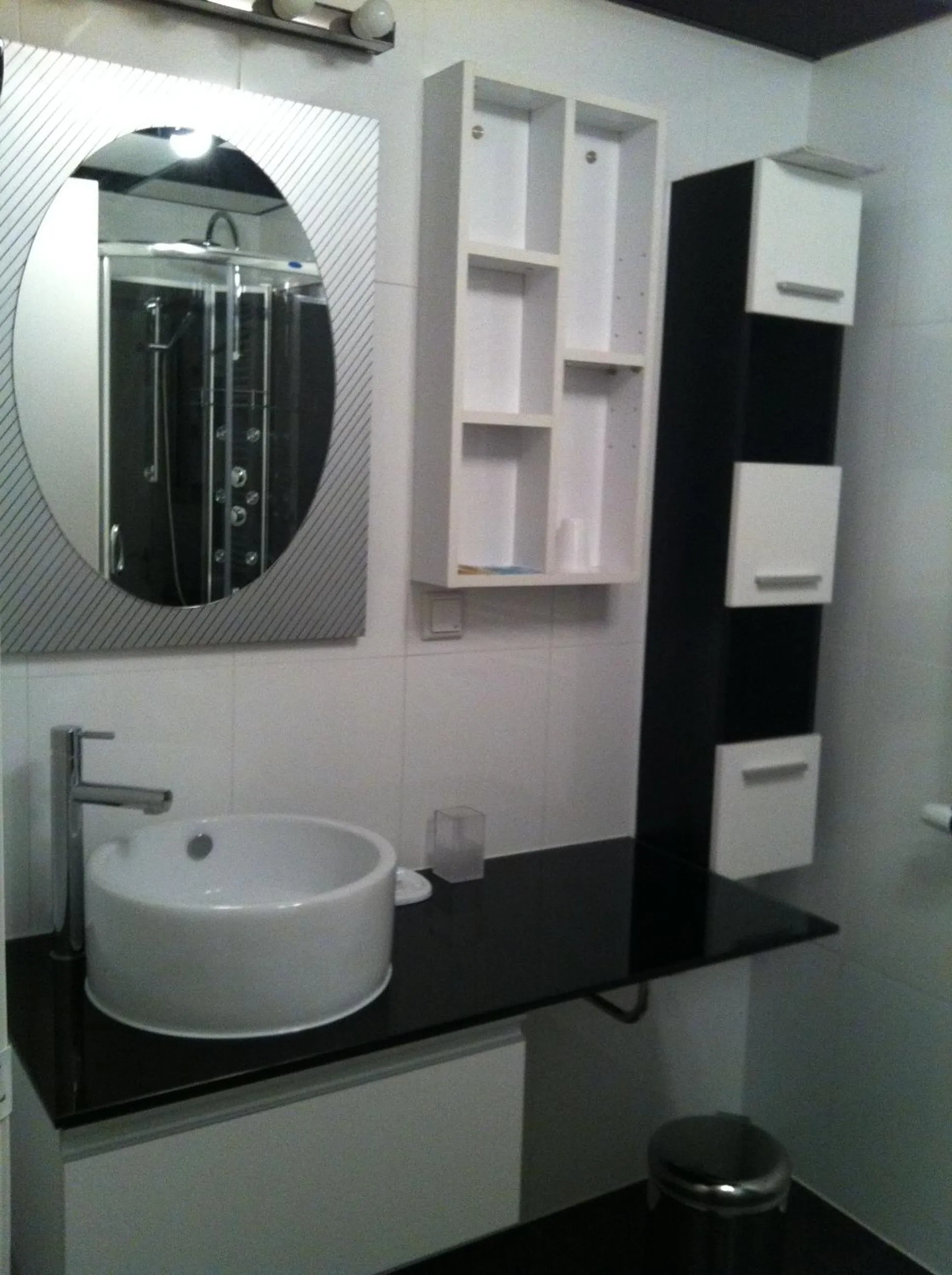 Bathroom in Alex Rooms