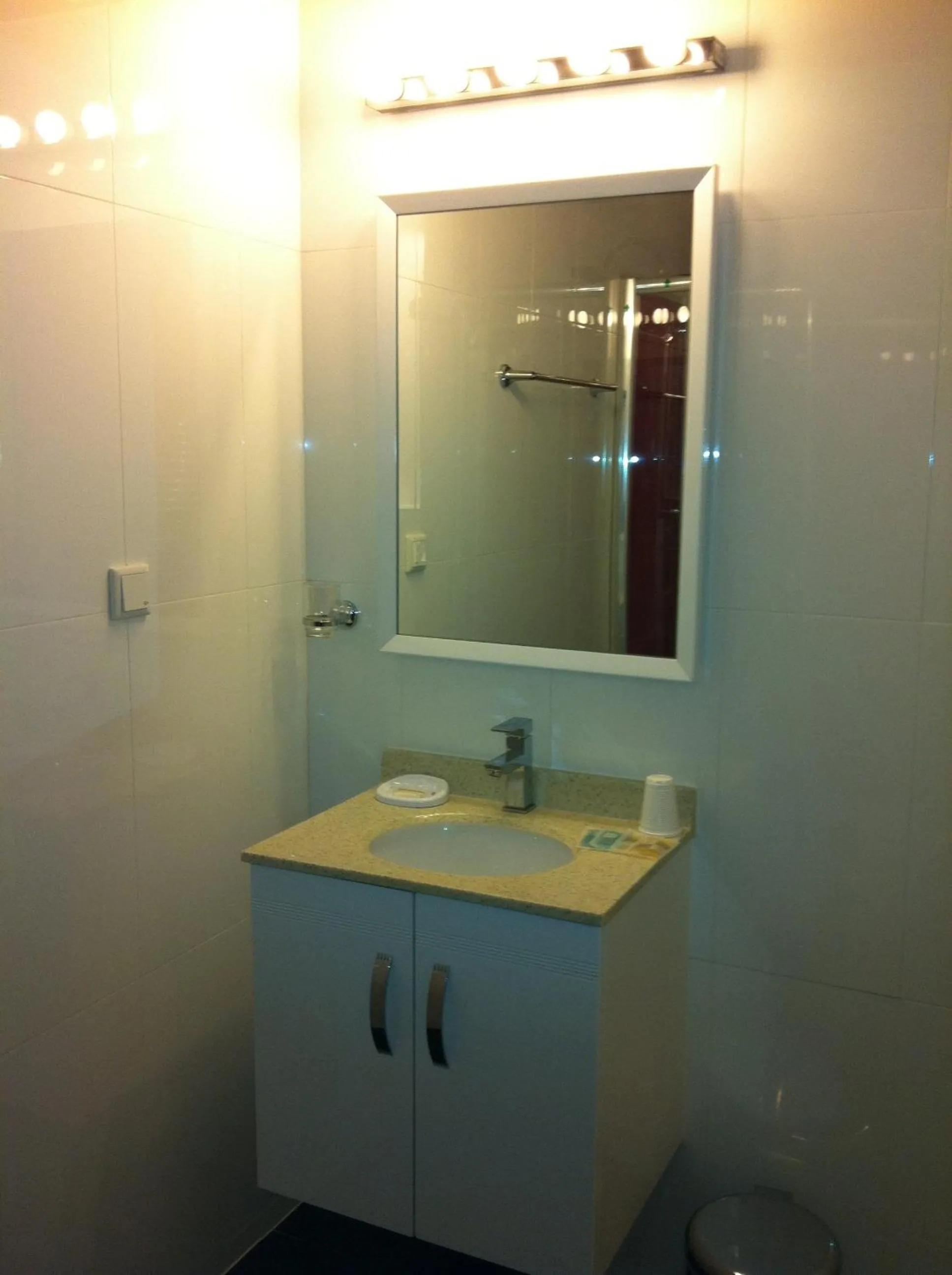 Bathroom in Alex Rooms