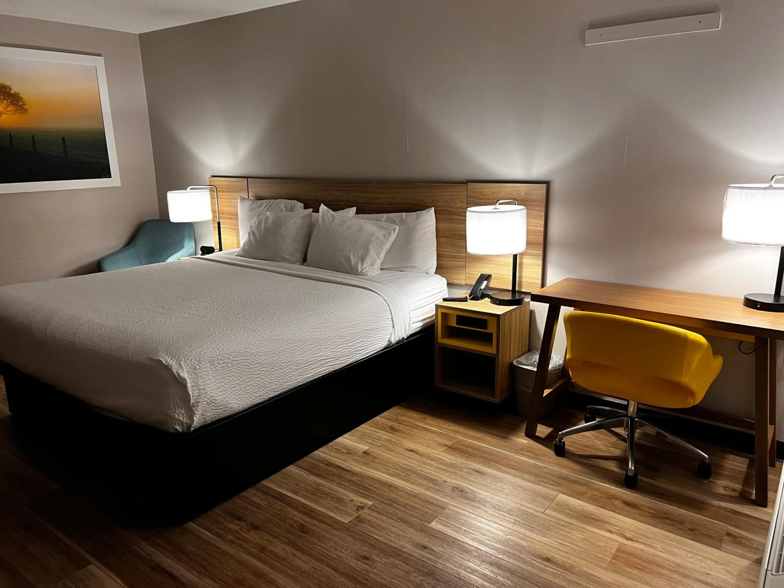 Guests, Bed in Hotel Barkley