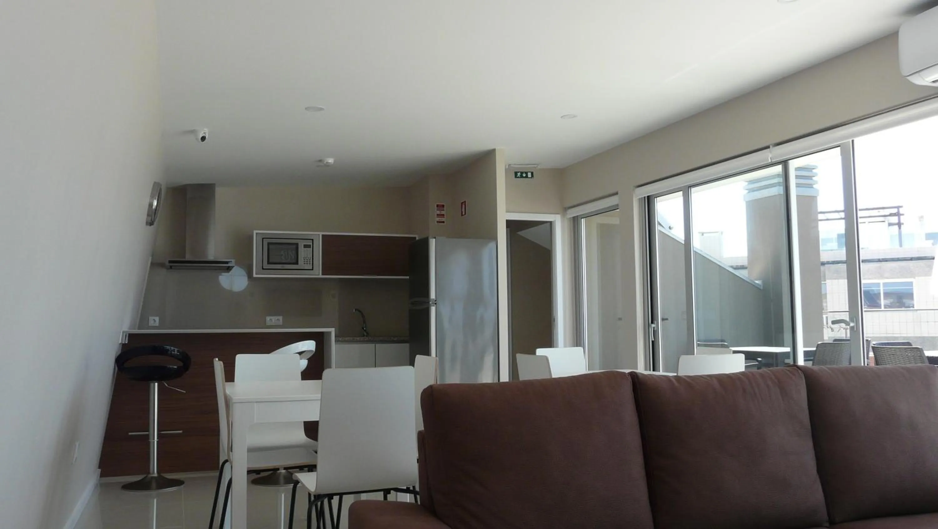 Communal kitchen in CMB Guesthouse