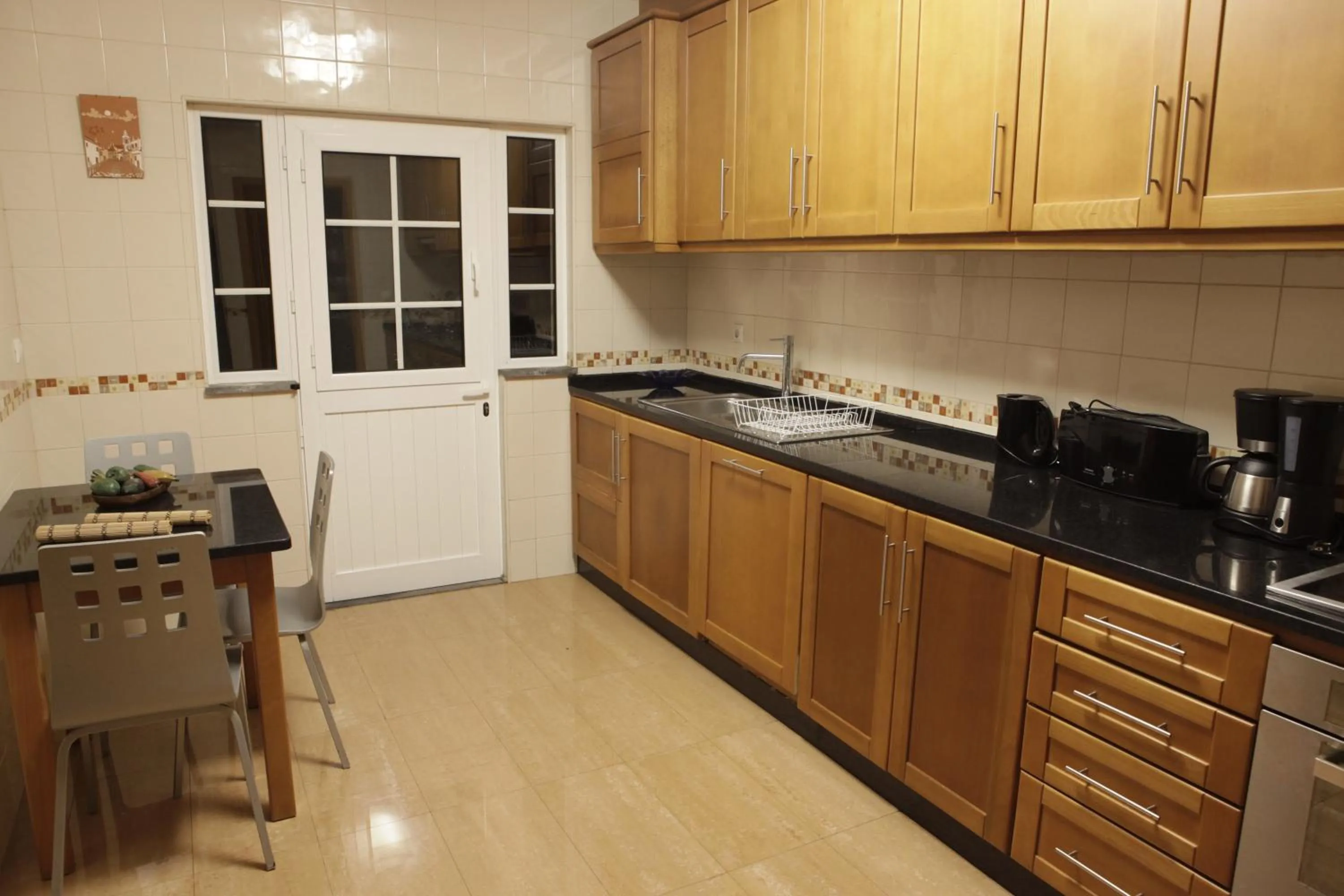 Communal kitchen in Pico Dreams