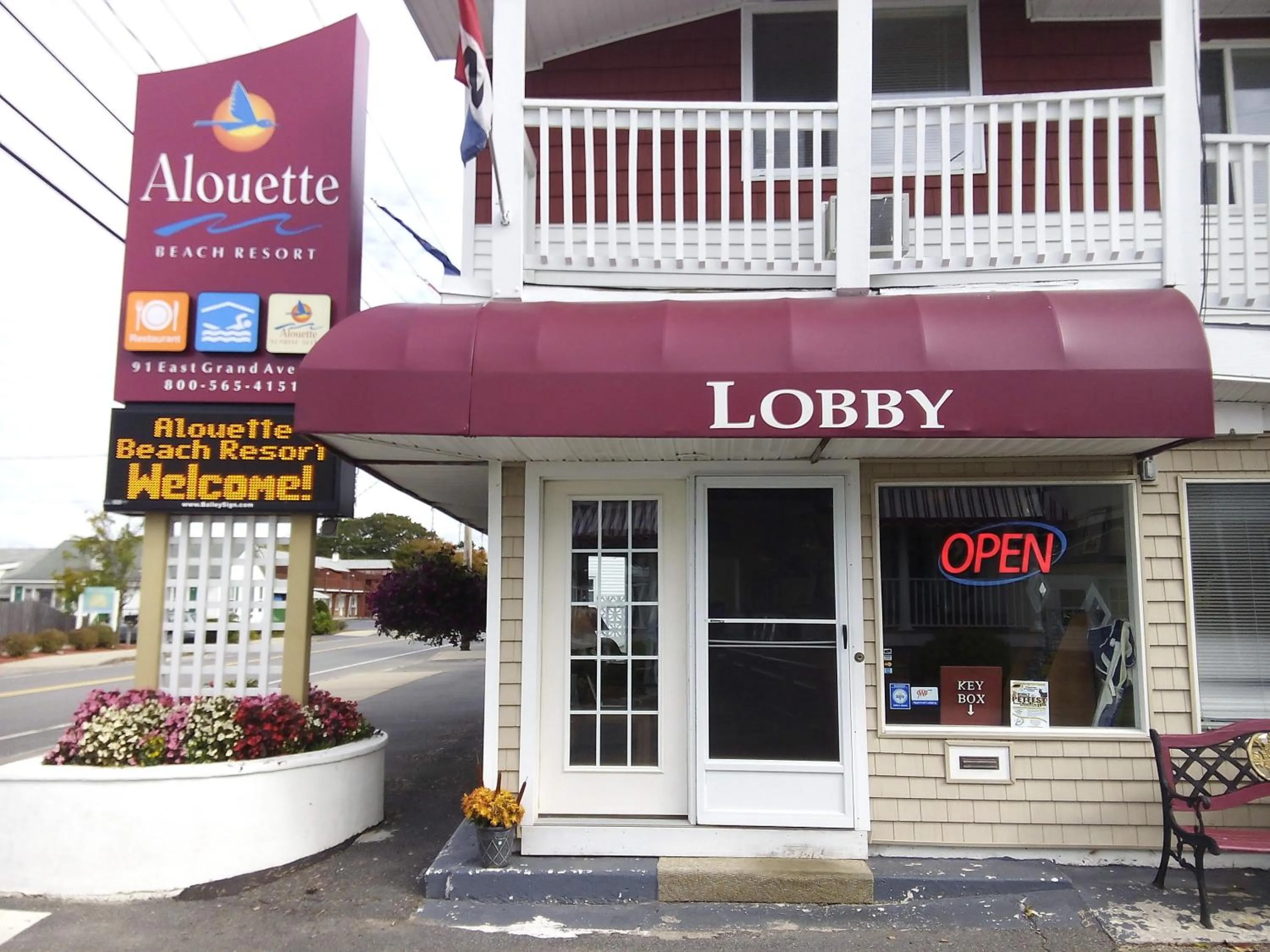 Property logo or sign in Alouette Sunrise Suites