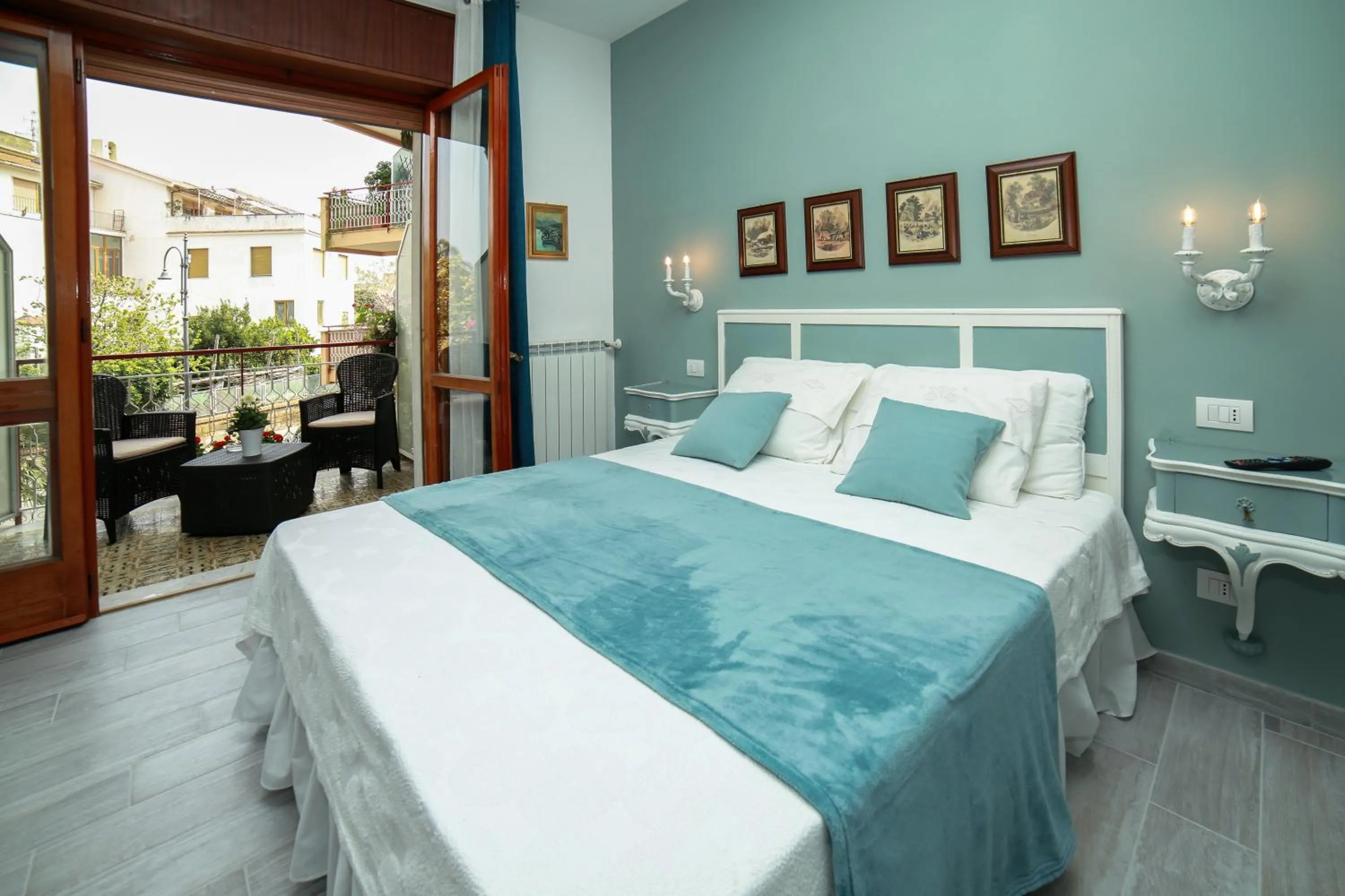 Photo of the whole room, Bed in Casa Minna - De Vivo Realty Sant'Agnello