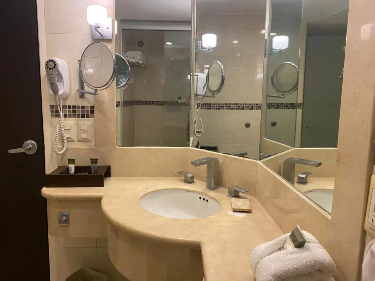 Bathroom in Astur Hotel & Residence