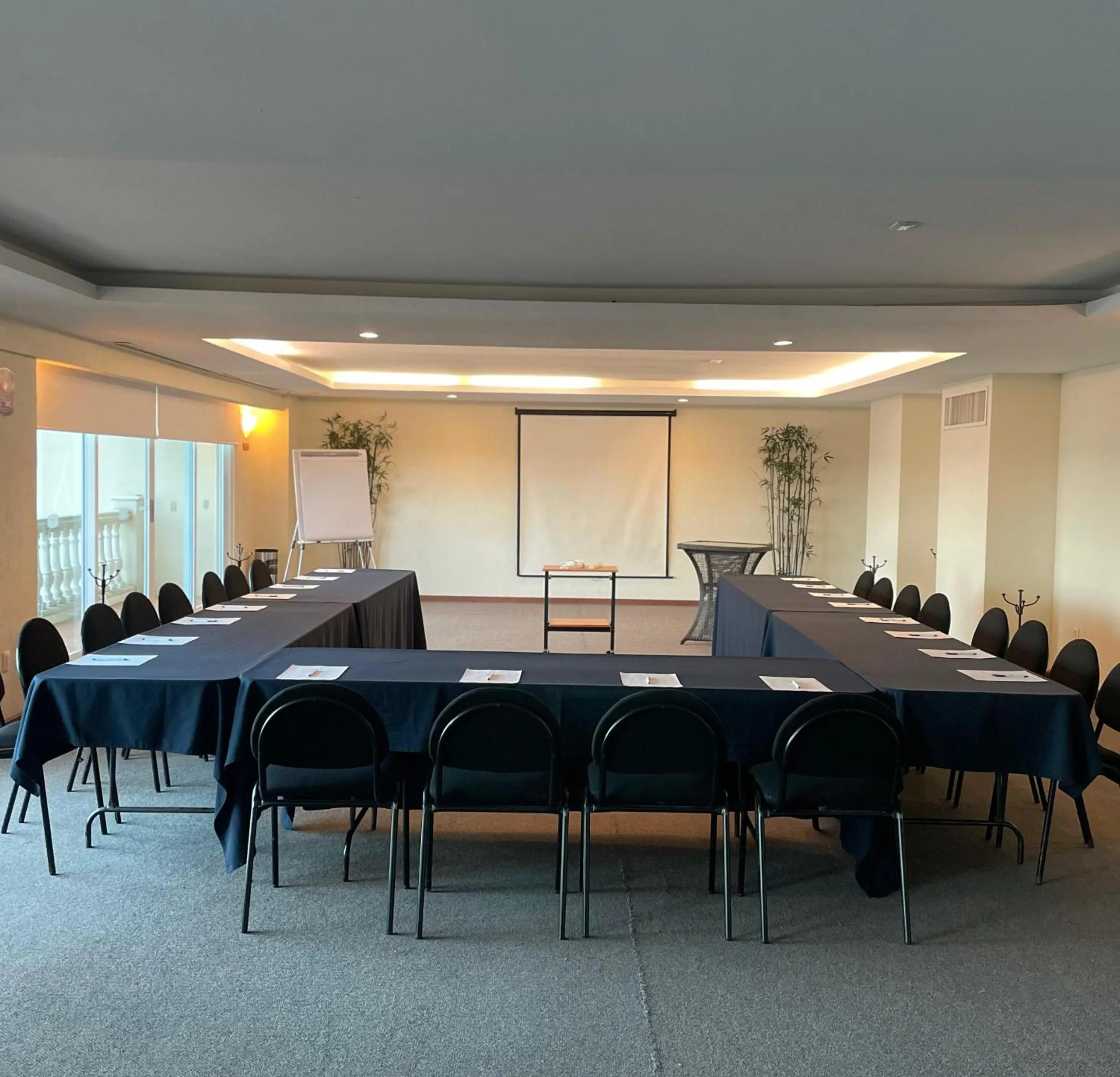Meeting/conference room in Astur Hotel & Residence