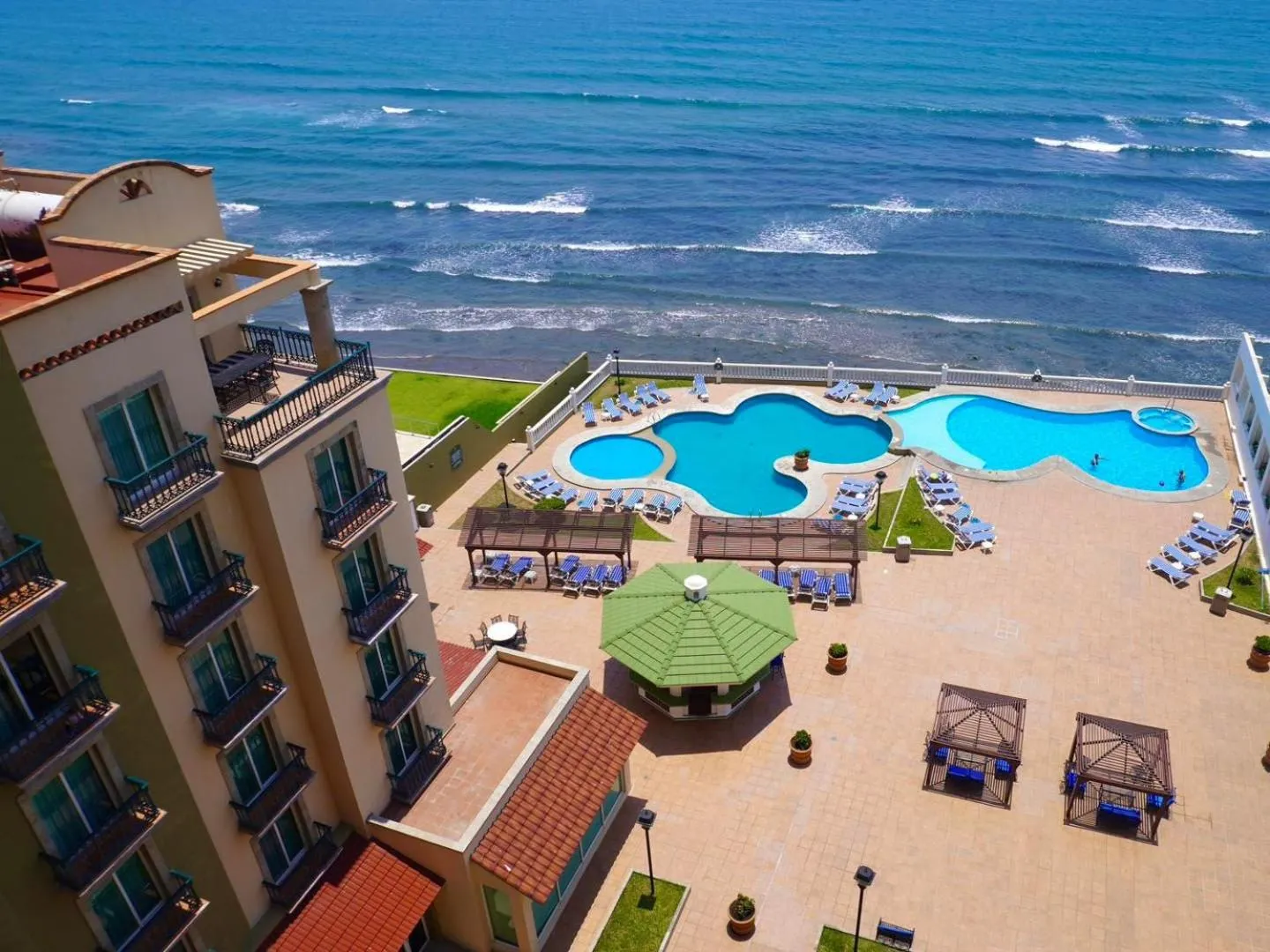 Pool view in Astur Hotel & Residence