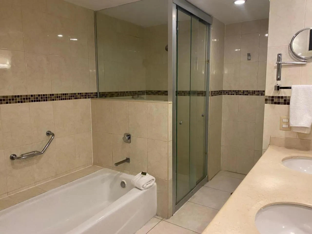 Bathroom in Astur Hotel & Residence