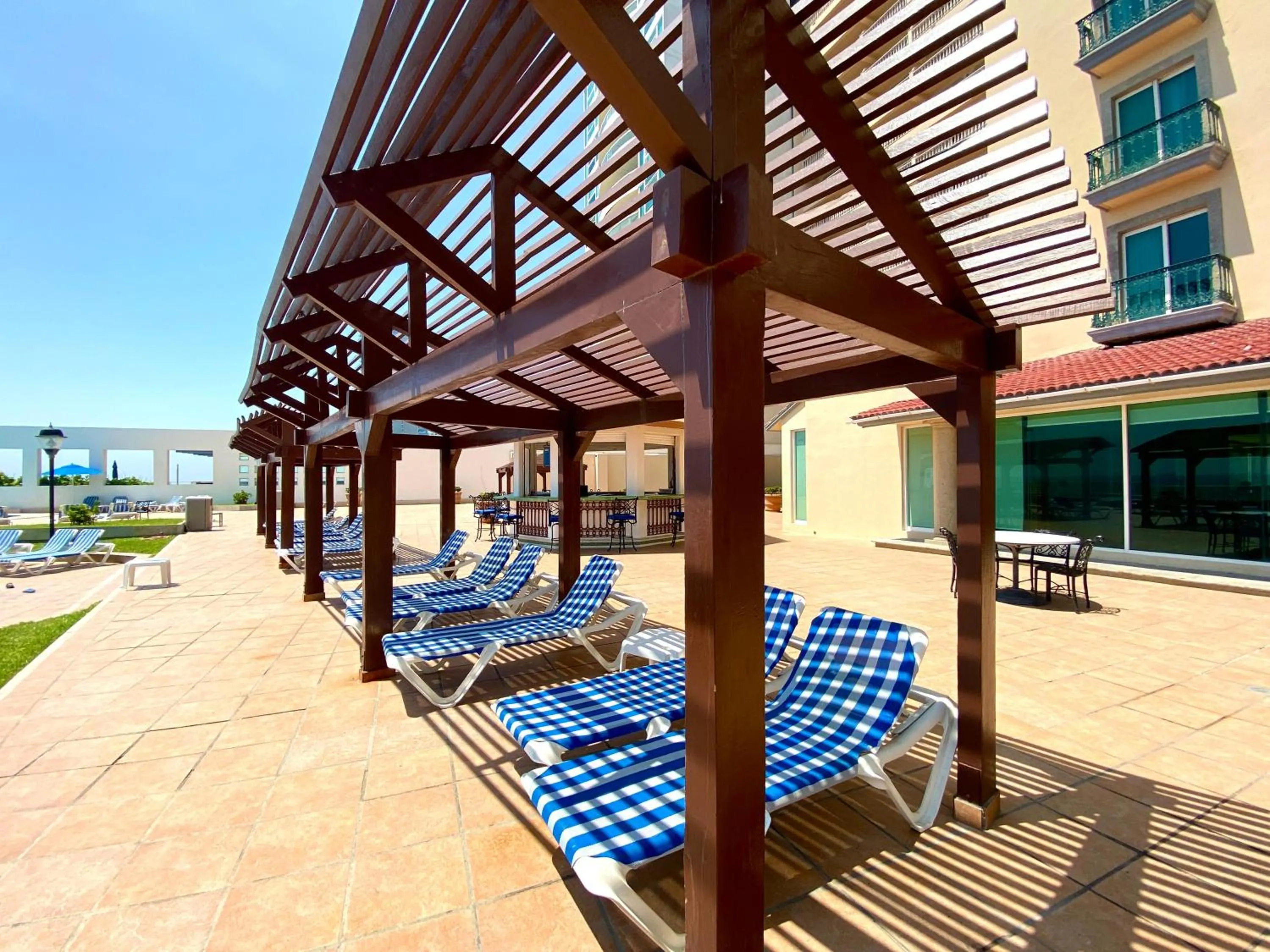 Swimming pool in Astur Hotel & Residence