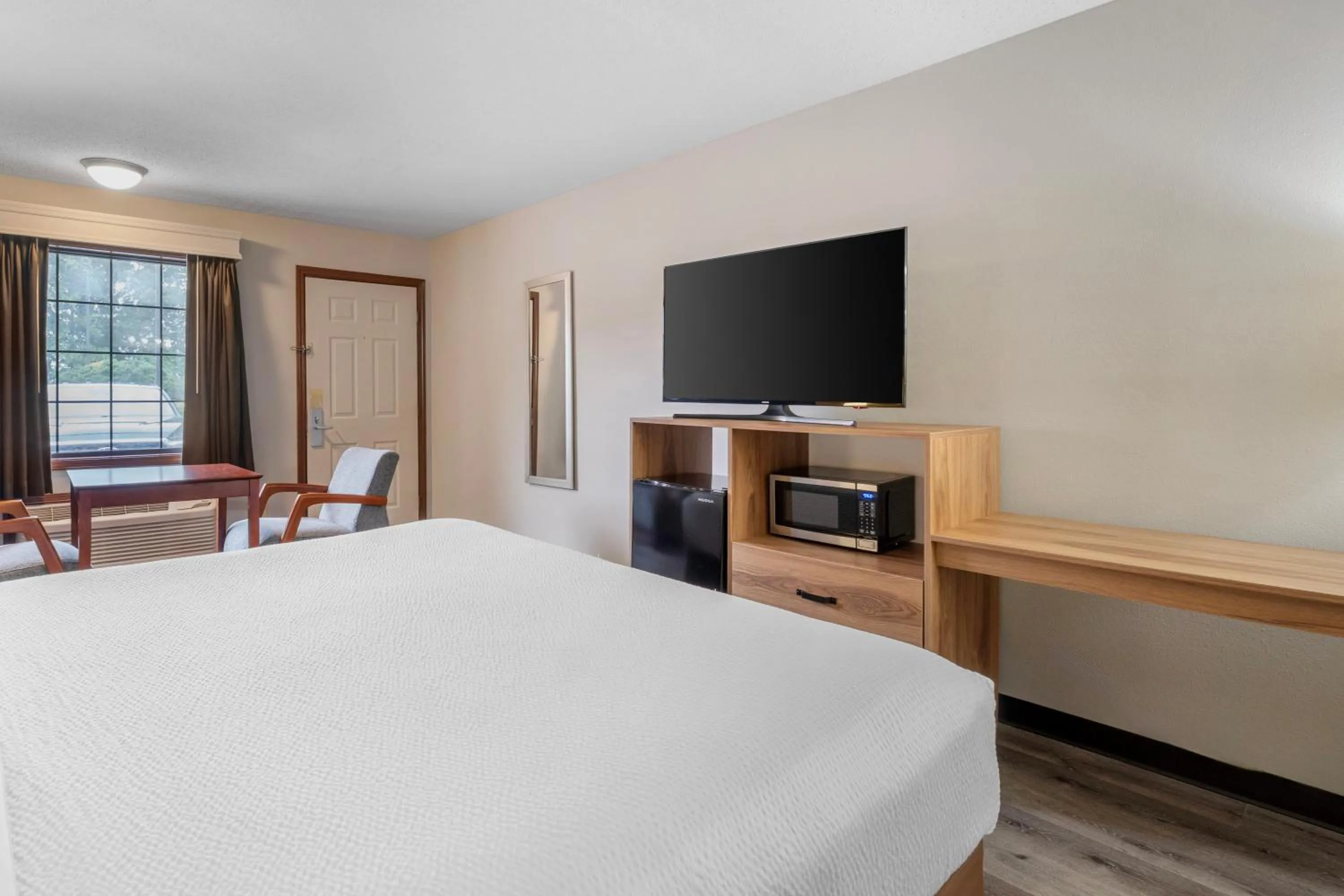 Bedroom, Bed in Best Western Acworth Inn