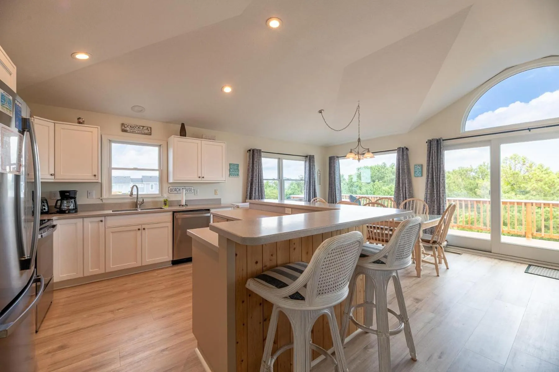 Time to Chill - Corolla, Whalehead, Ocean View, 480 Yds to Beach, Pool, Flex Stays