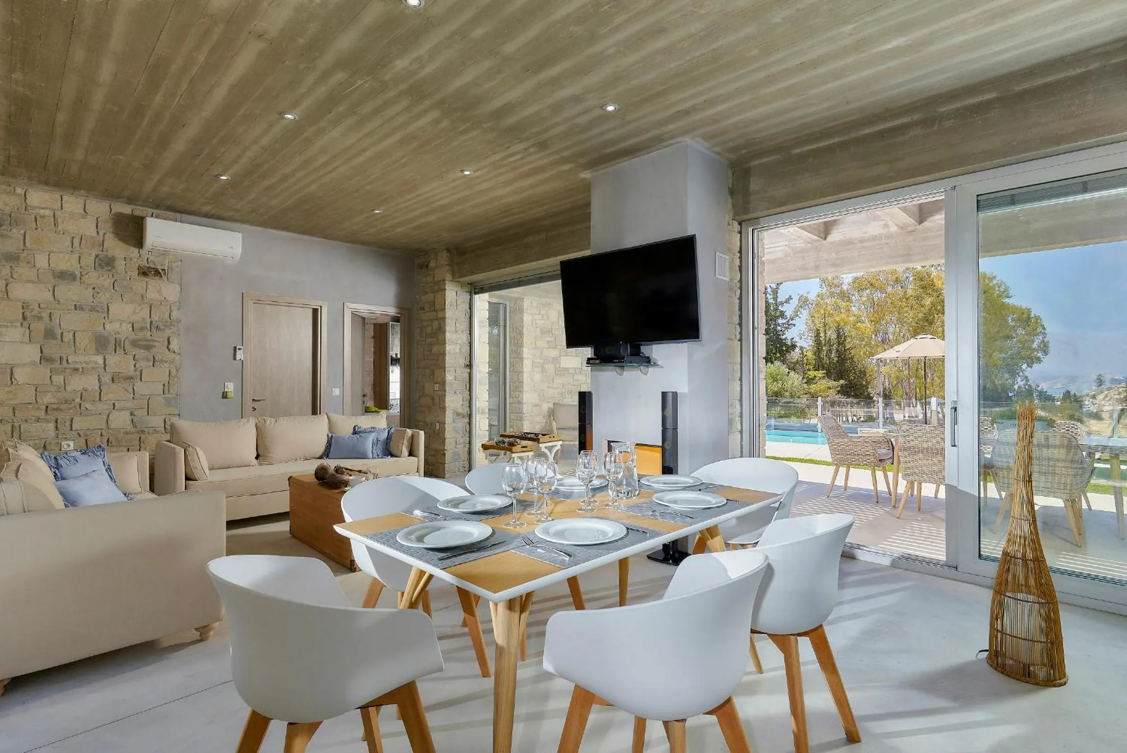 Dining area in Kouros n' Kori Villas