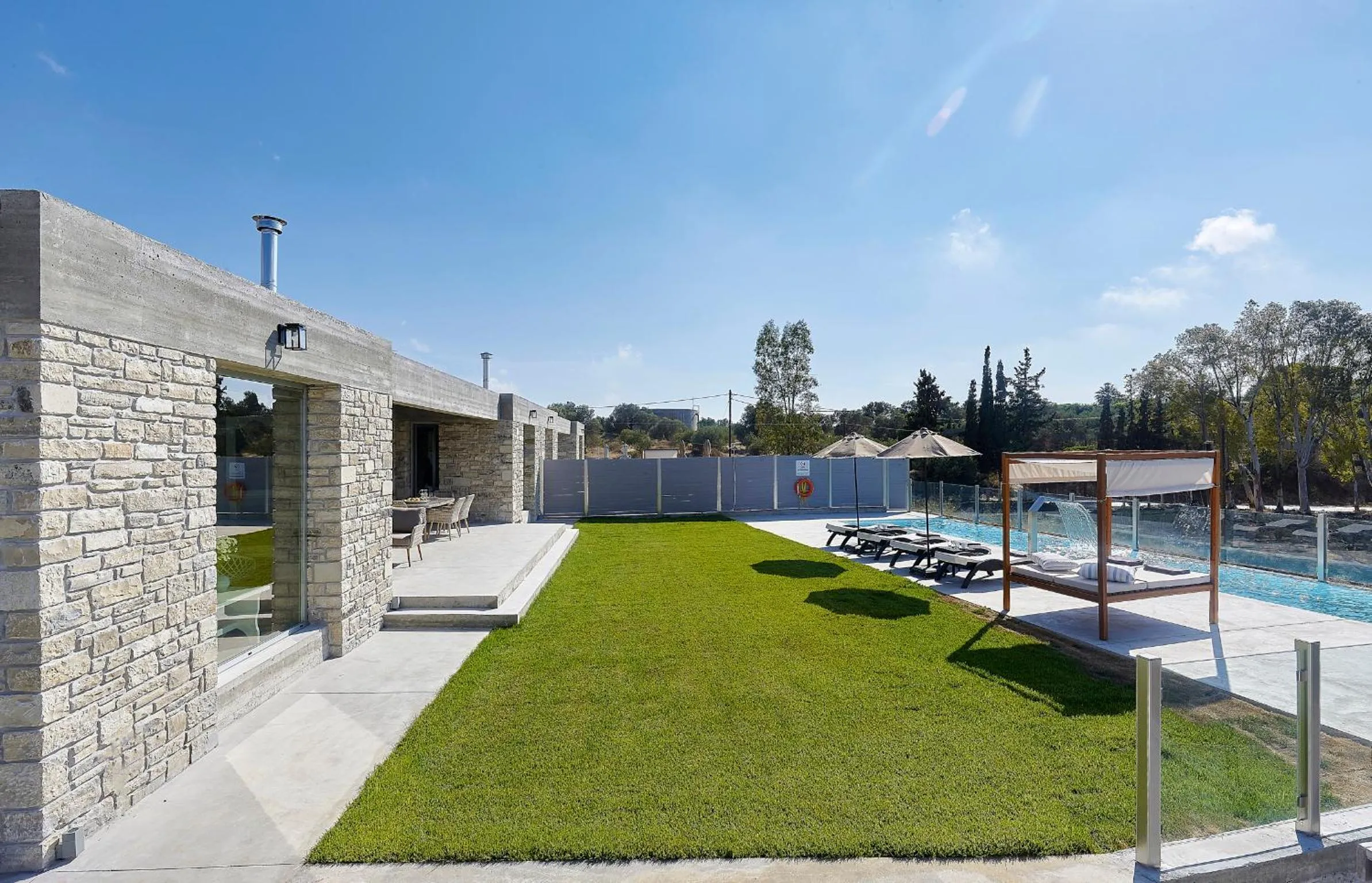 Garden in Kouros n' Kori Villas